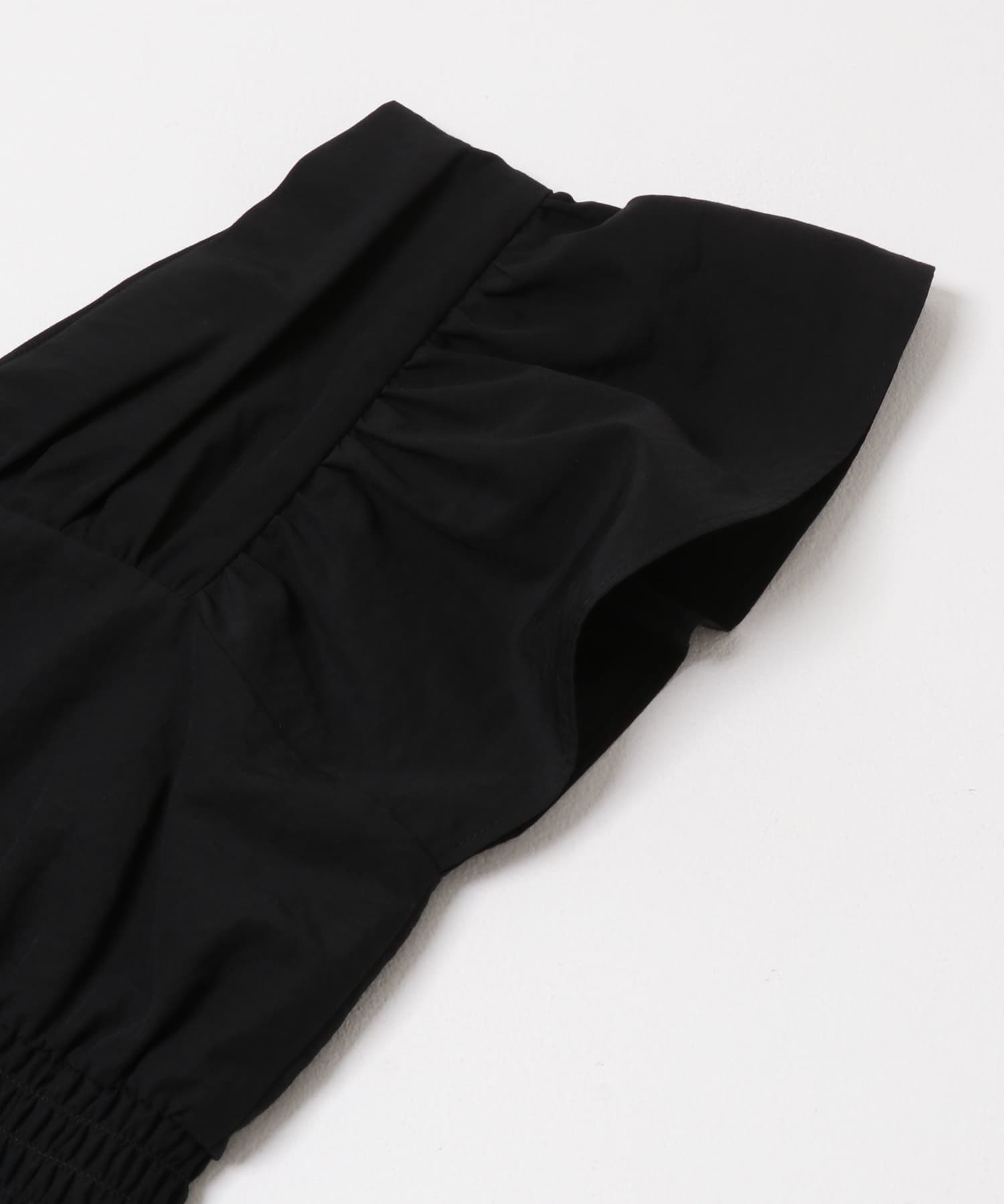 フリルスリーブシャーリングブラウス BLACK One
