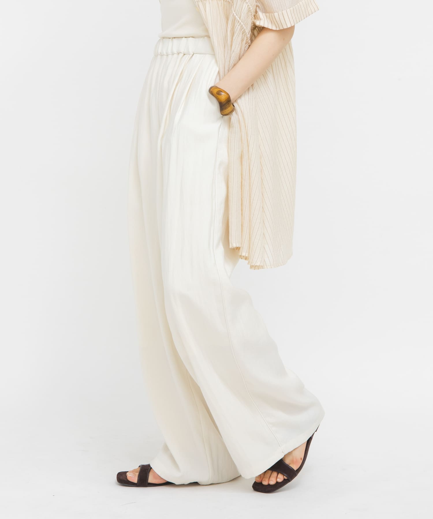 身長：160cm サイズ：one