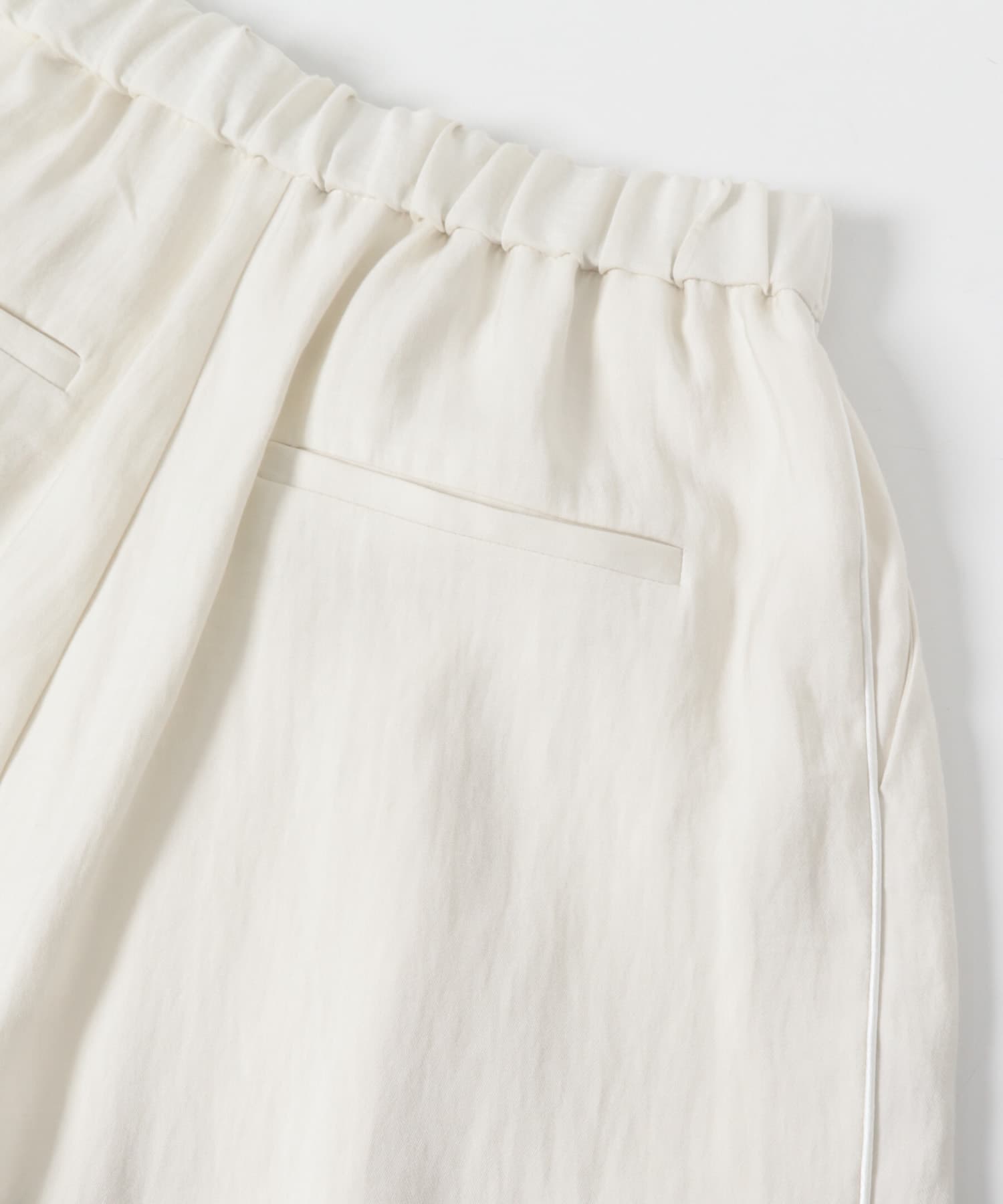 パイピングイージーパンツ IVORY One