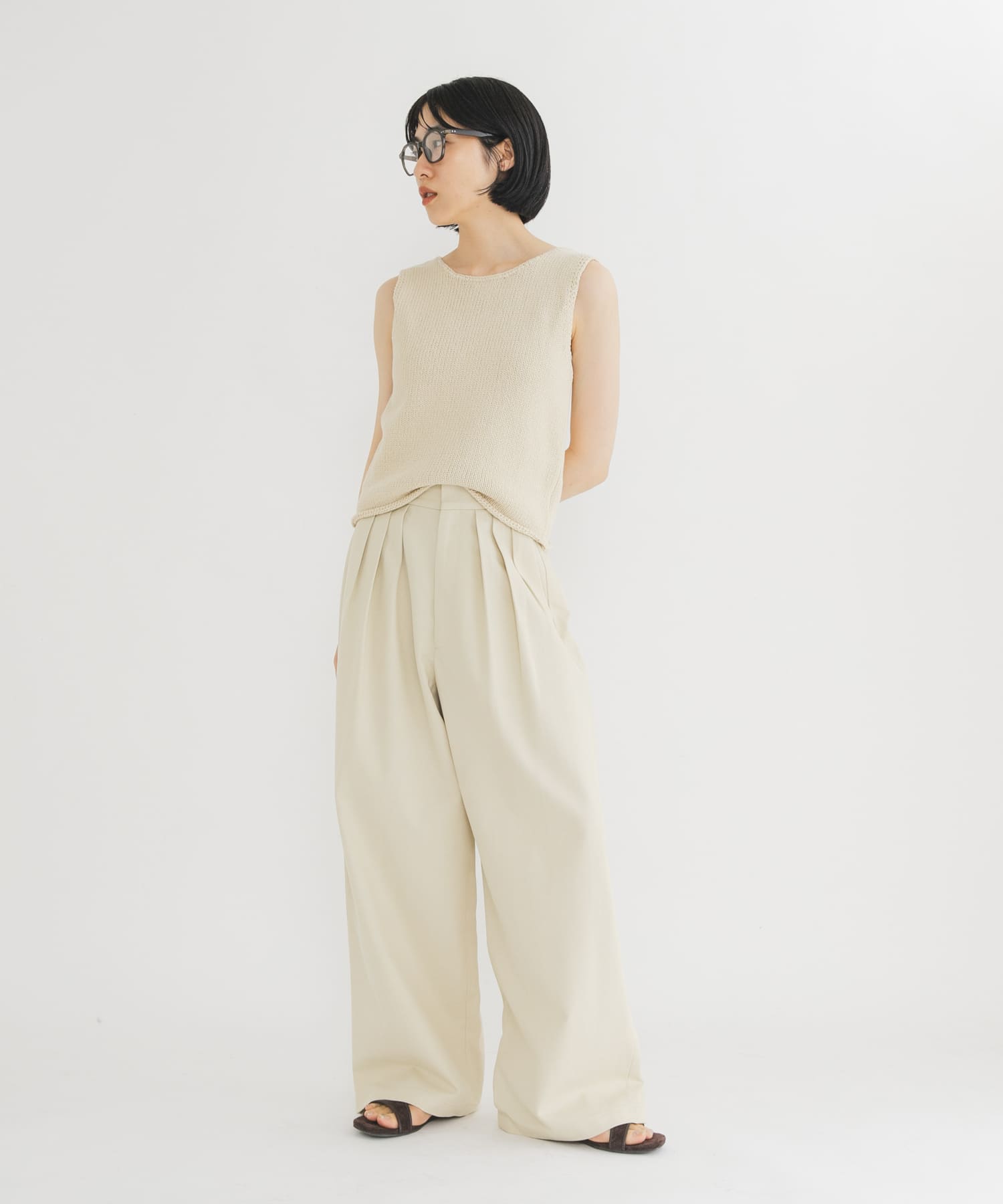 L.BEIGE