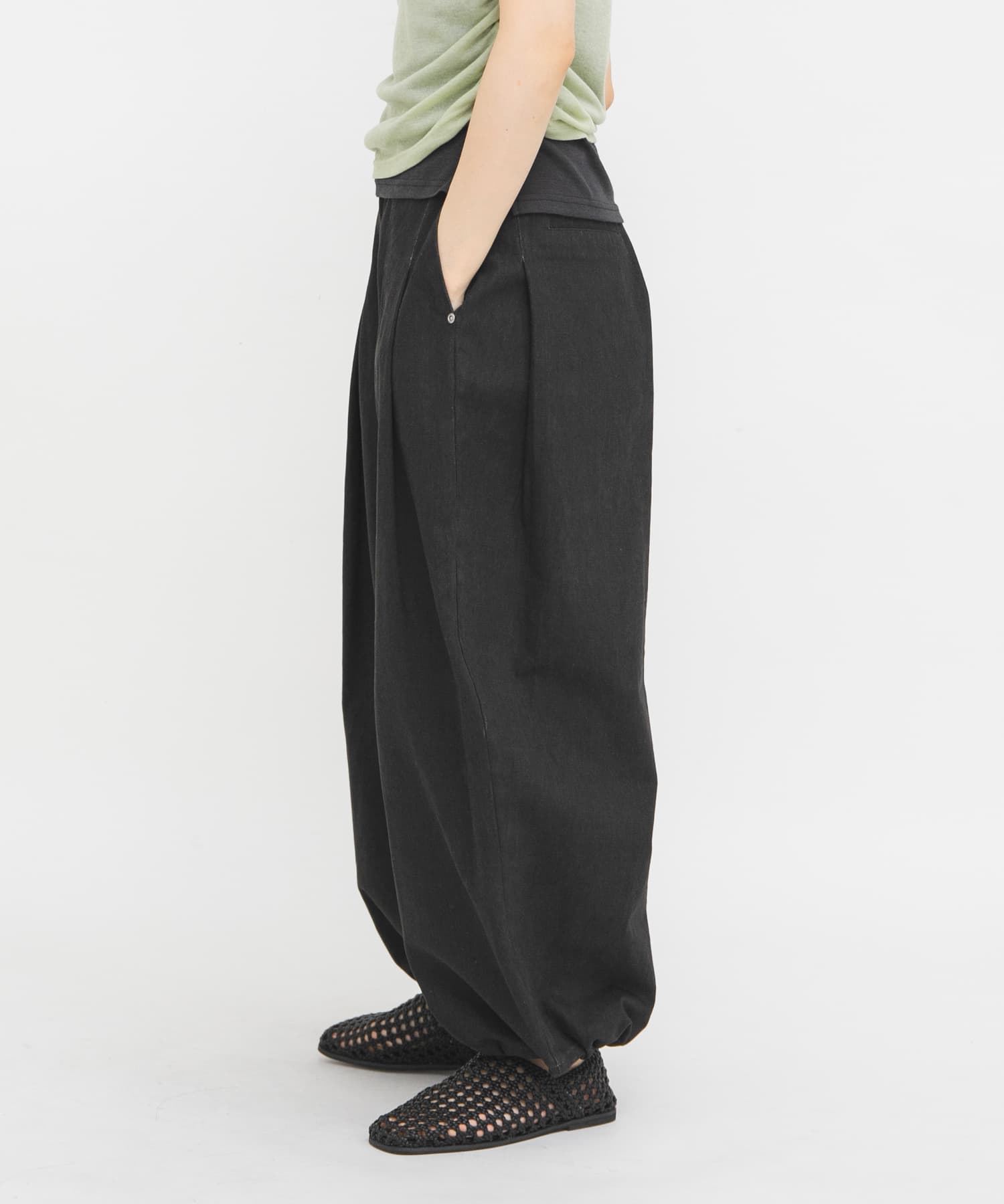 身長 : 160cm サイズ : 36