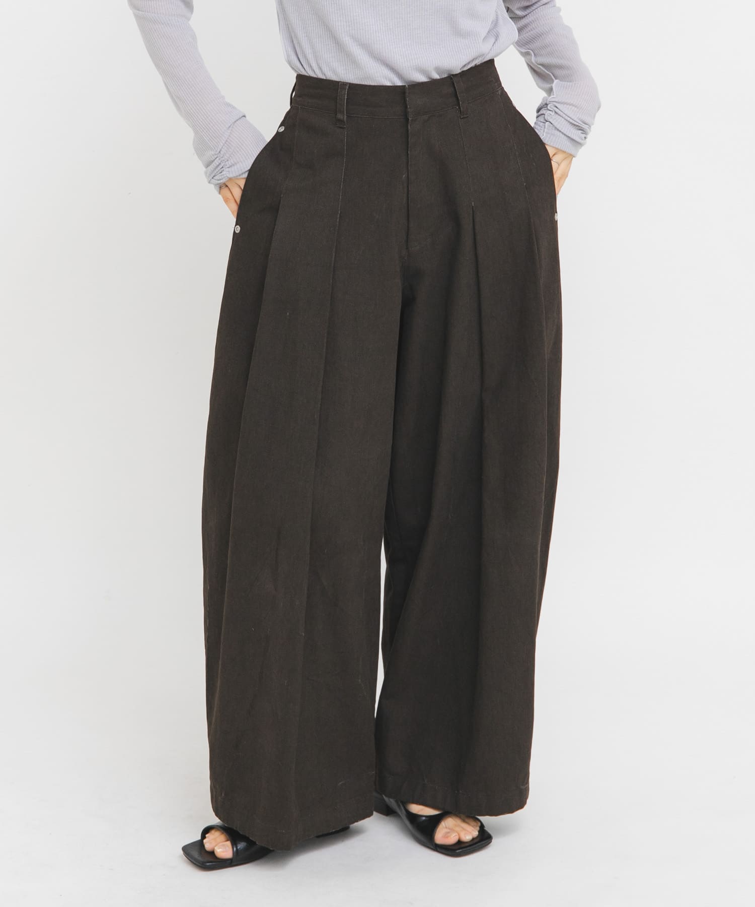 ユーズドライクタックWIDEパンツ