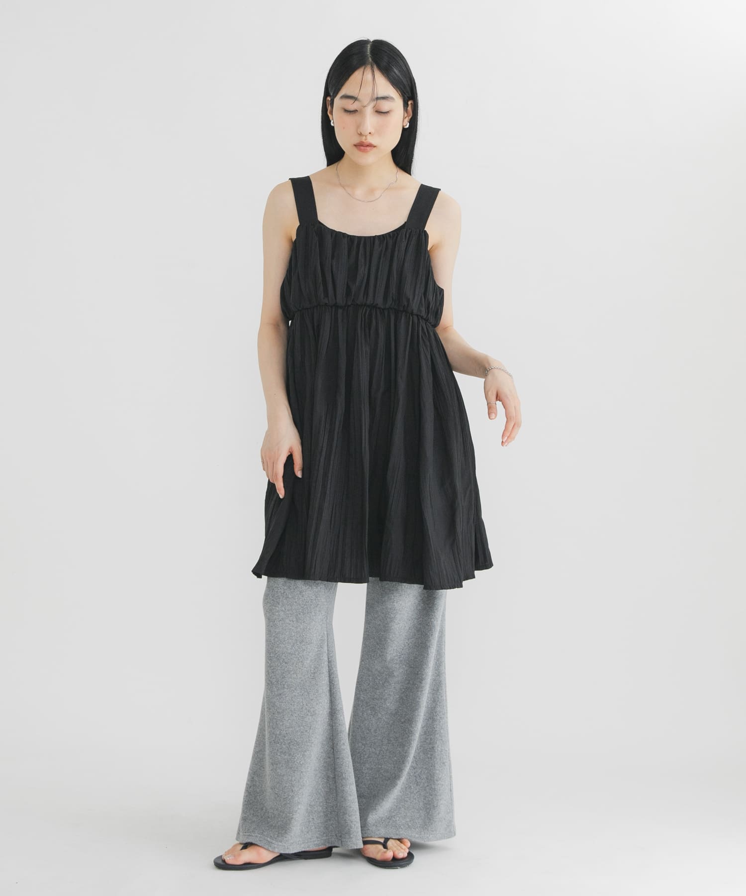 TOP GRAY