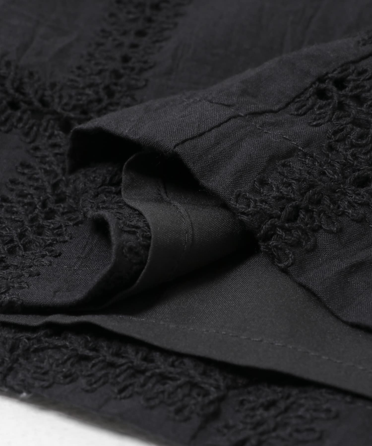 アイレットエンブロイダリーパンツ BLACK One