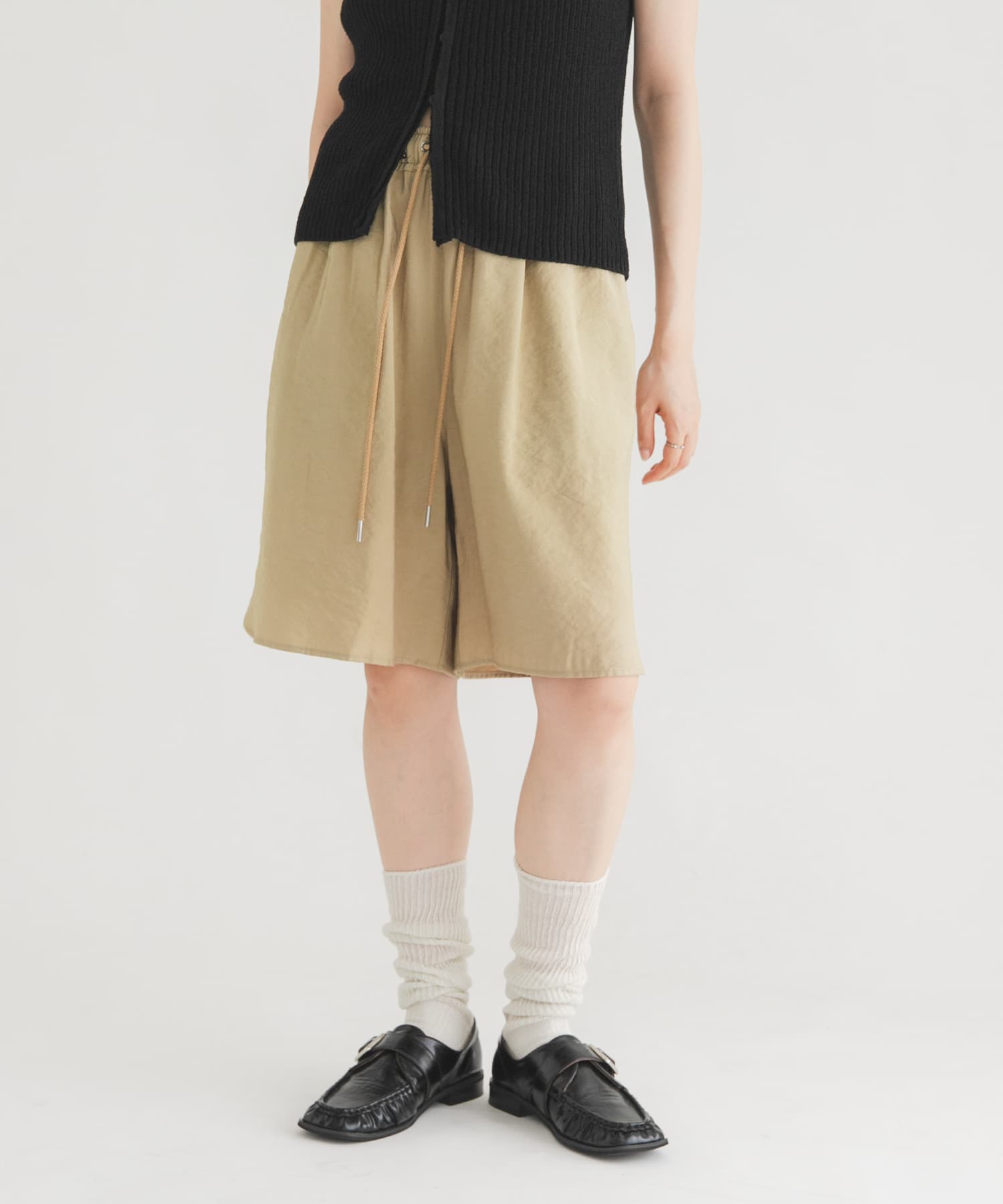 ウエストコードショートパンツ