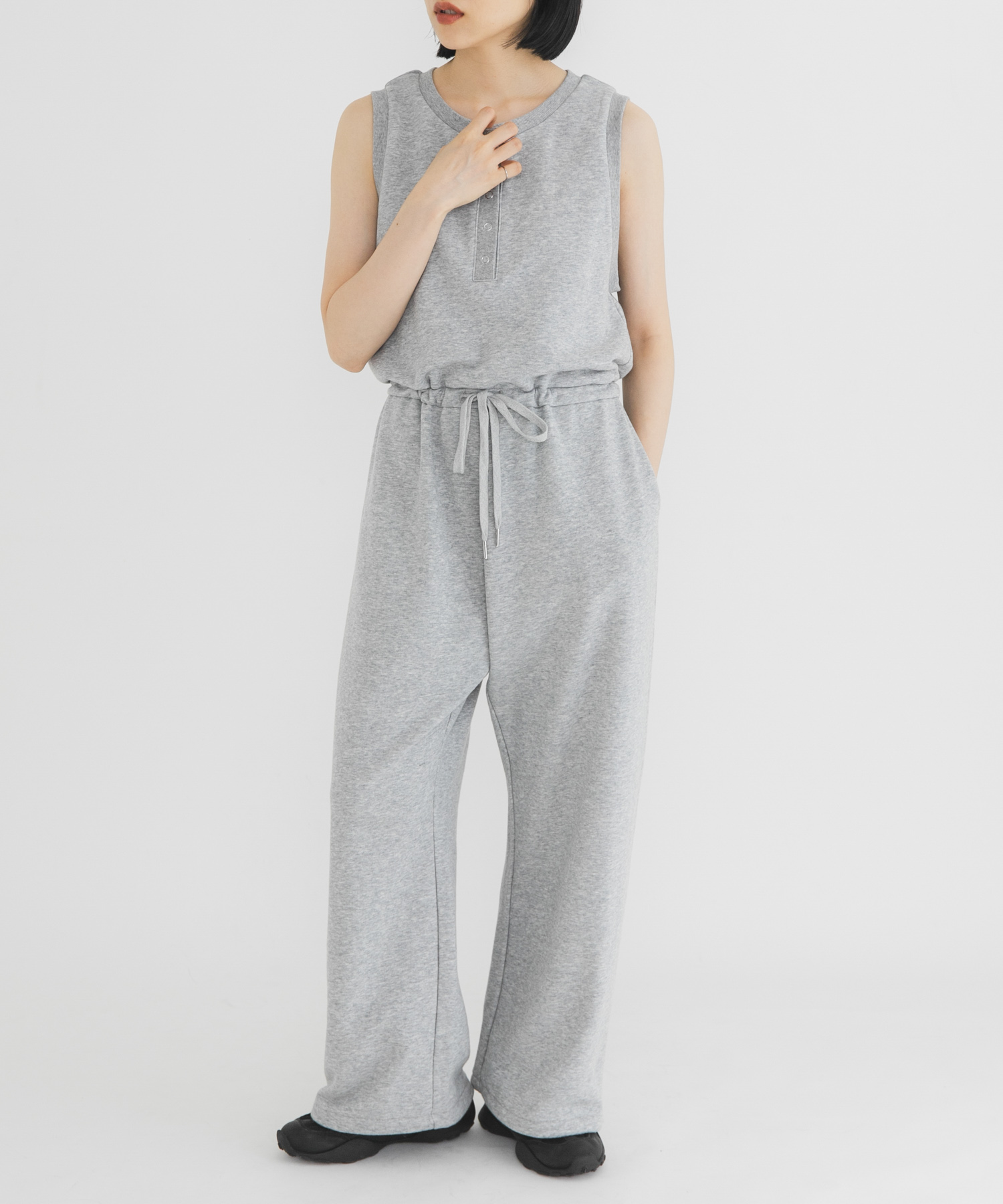 TOP GRAY