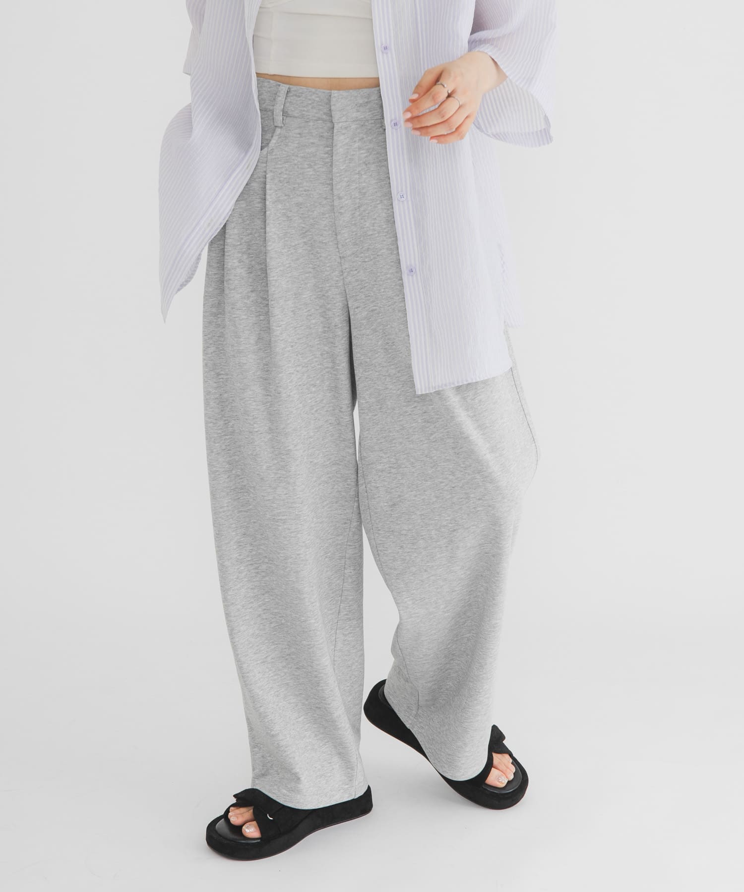 TOP GRAY