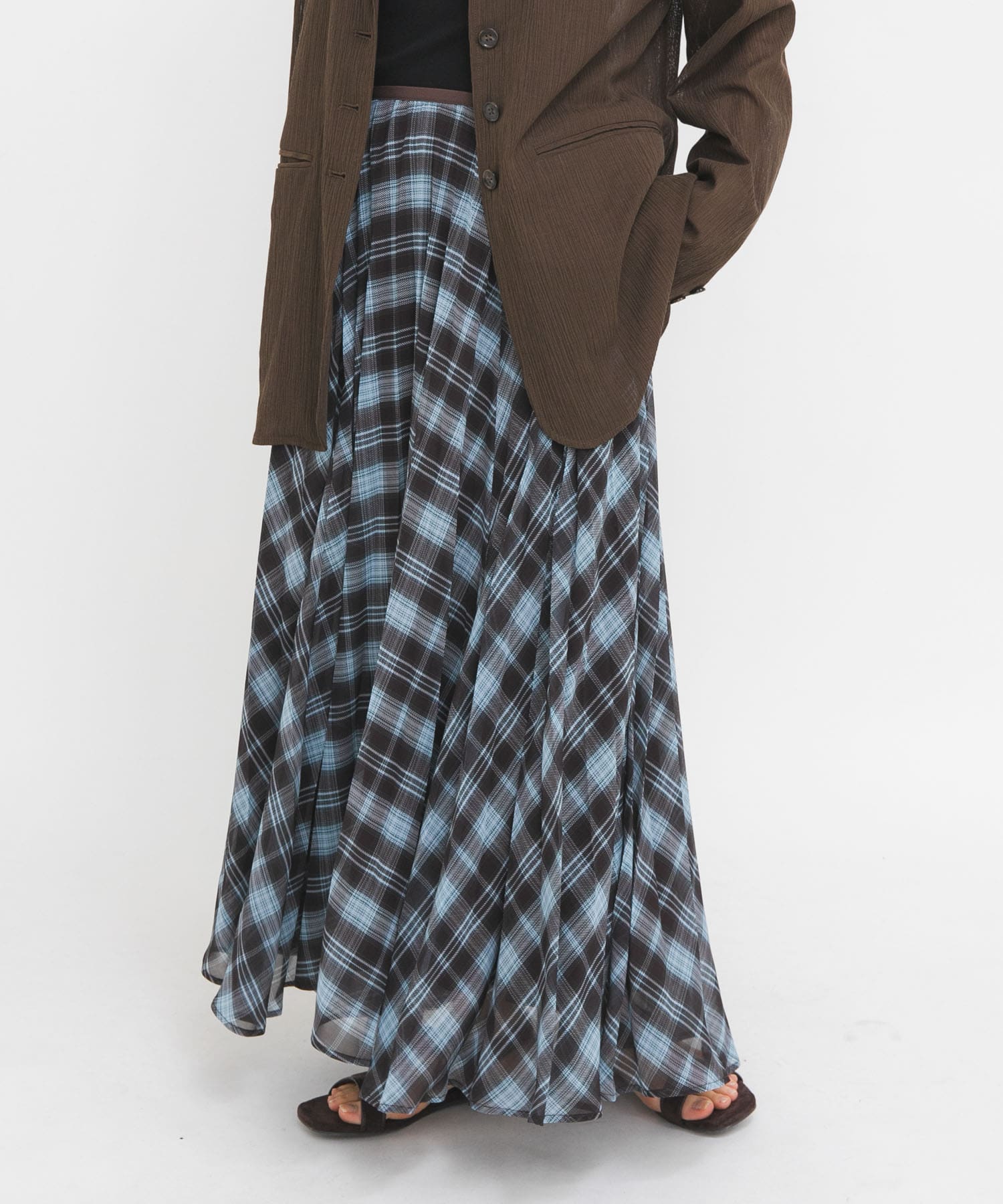 BROWN×BLU