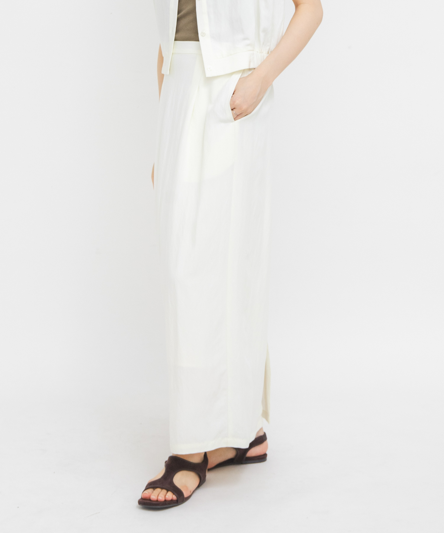 IVORY