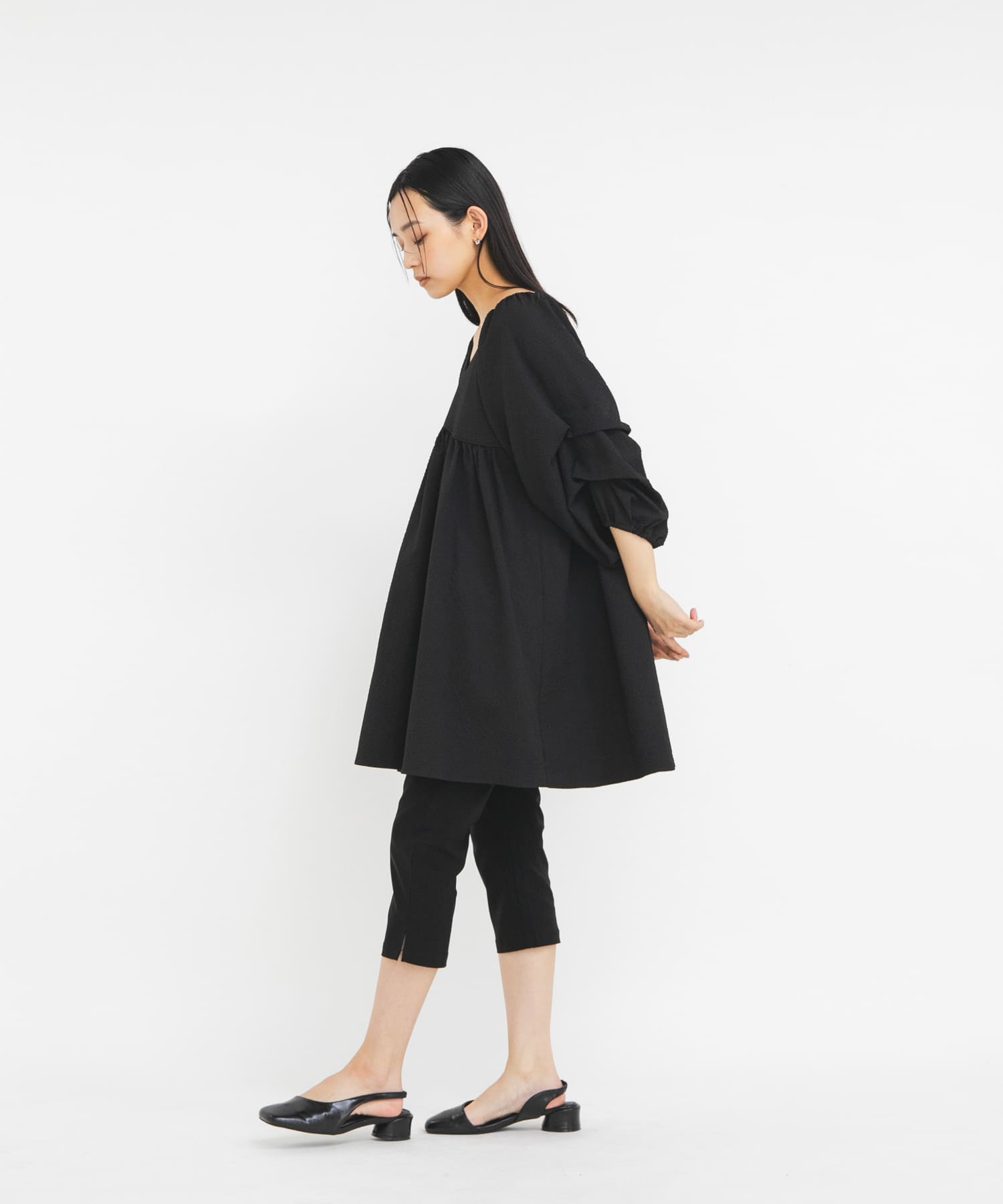 身長 : 163cm サイズ : one