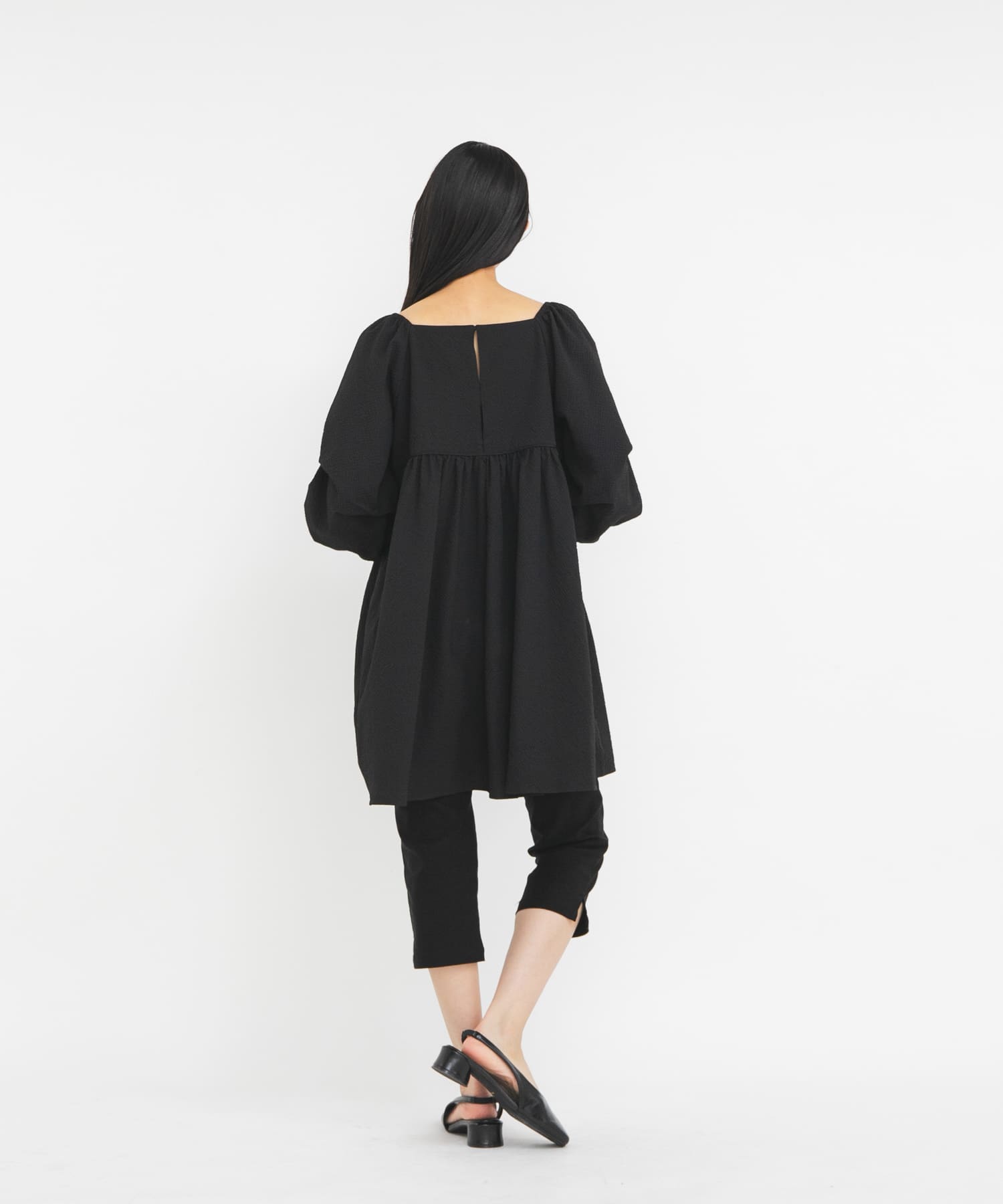 身長 : 163cm サイズ : one