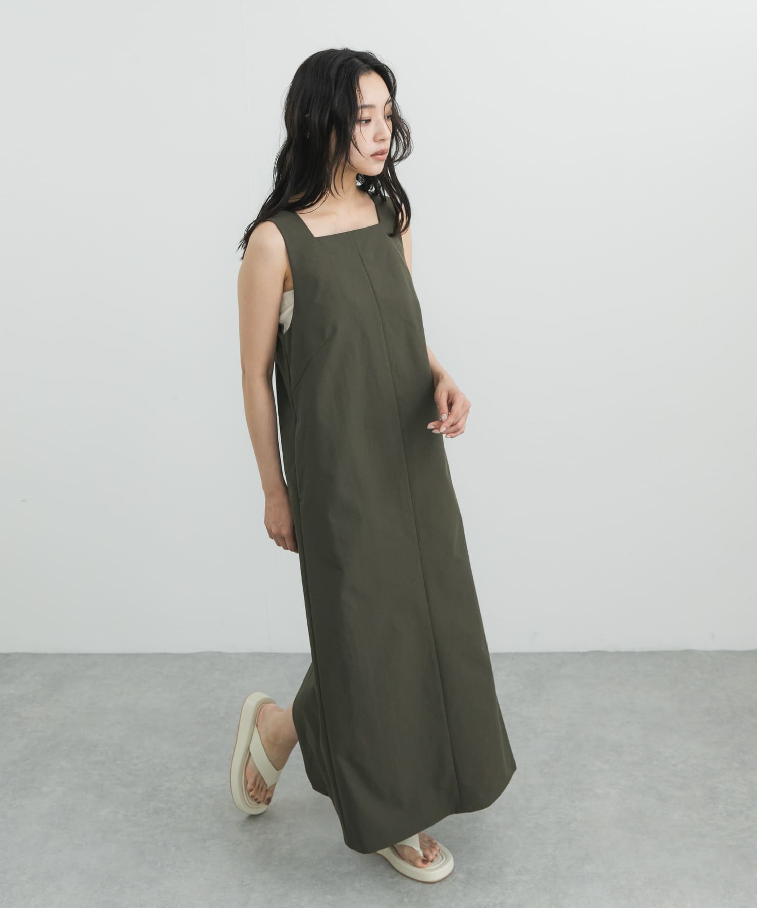 KHAKI
