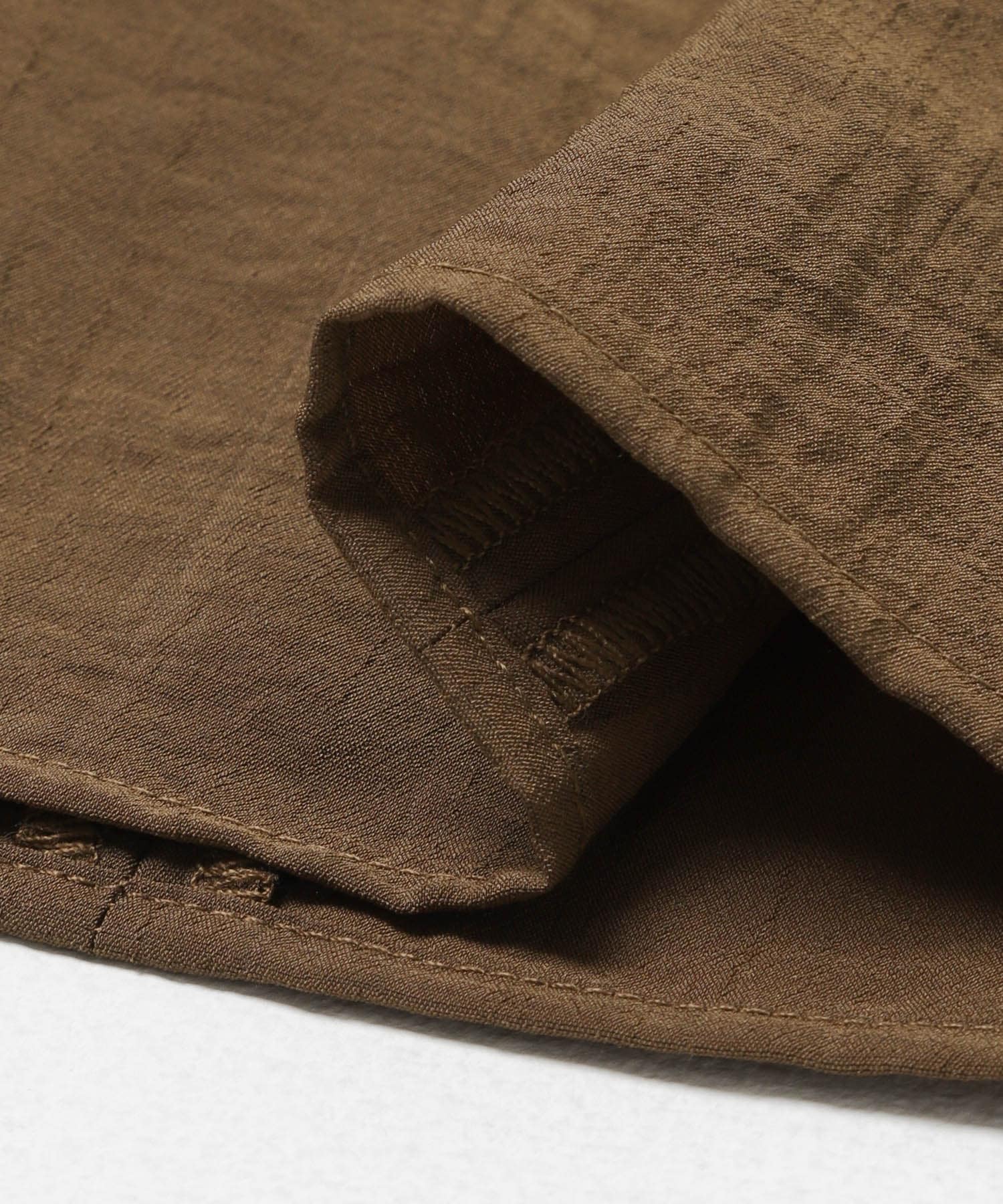 シャーリングスリーブミニワンピース BROWN One