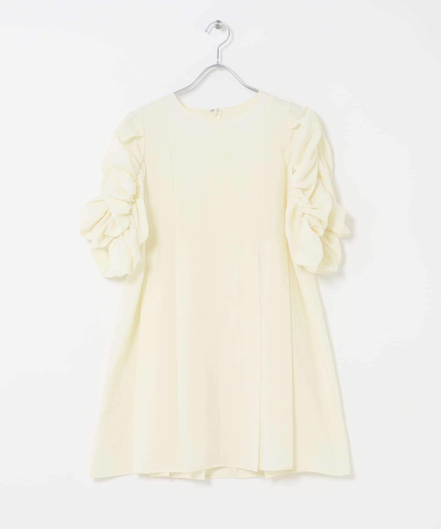 シャーリングスリーブミニワンピース IVORY One