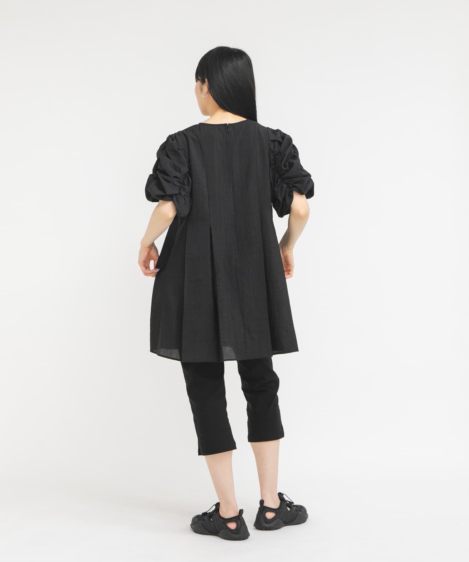 身長：160cm サイズ：one