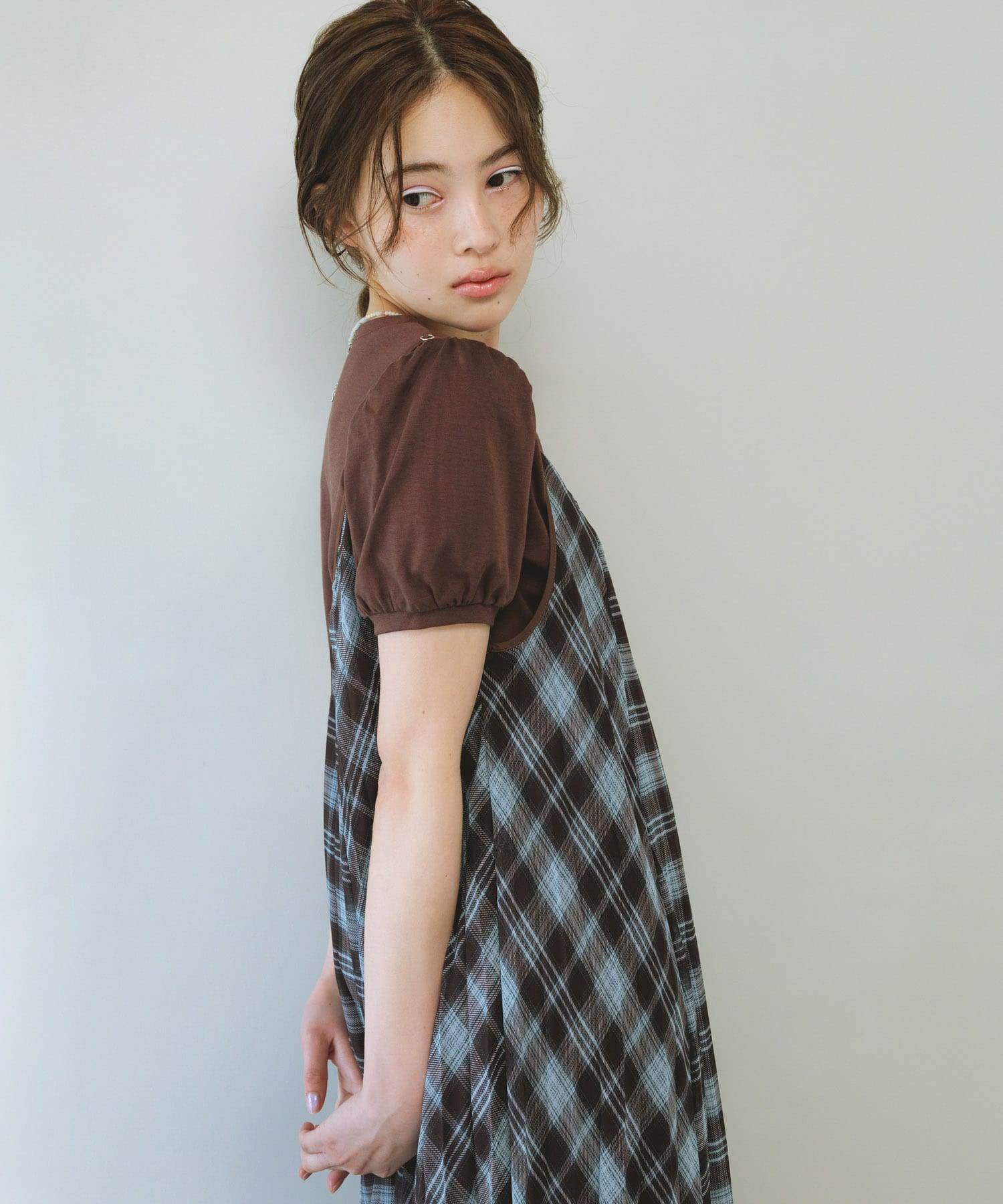 身長 : 159cm サイズ : one