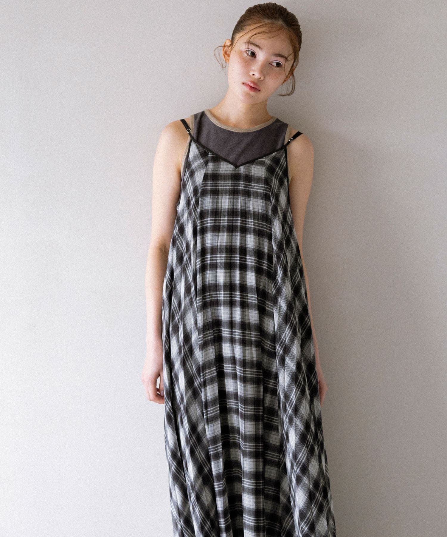 身長 : 159cm サイズ : one