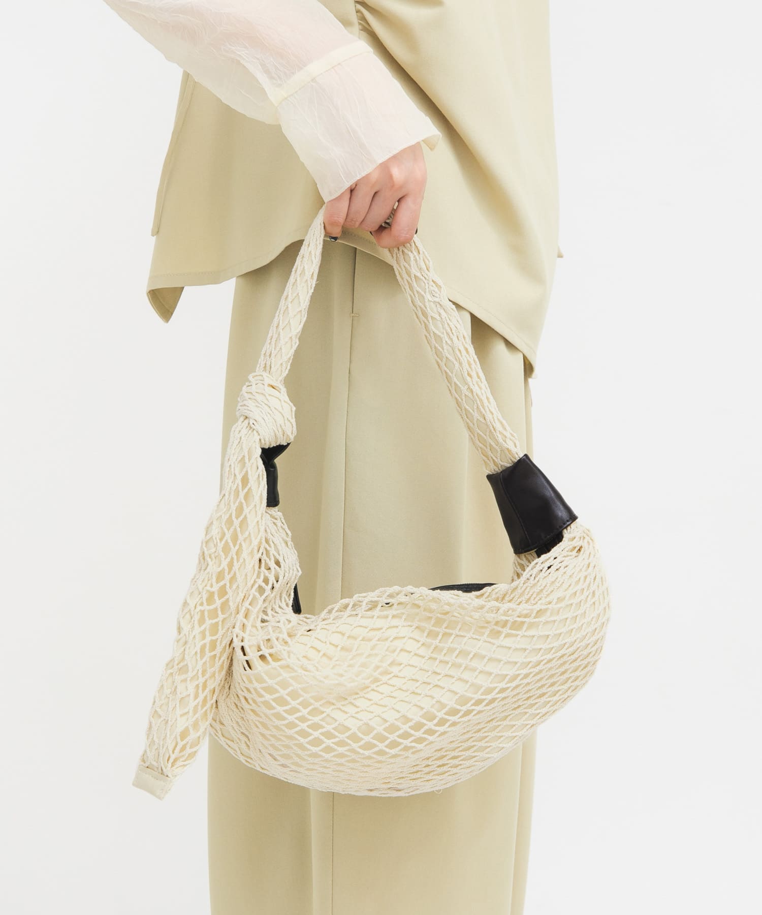 メッシュショルダーBAG IVORY One