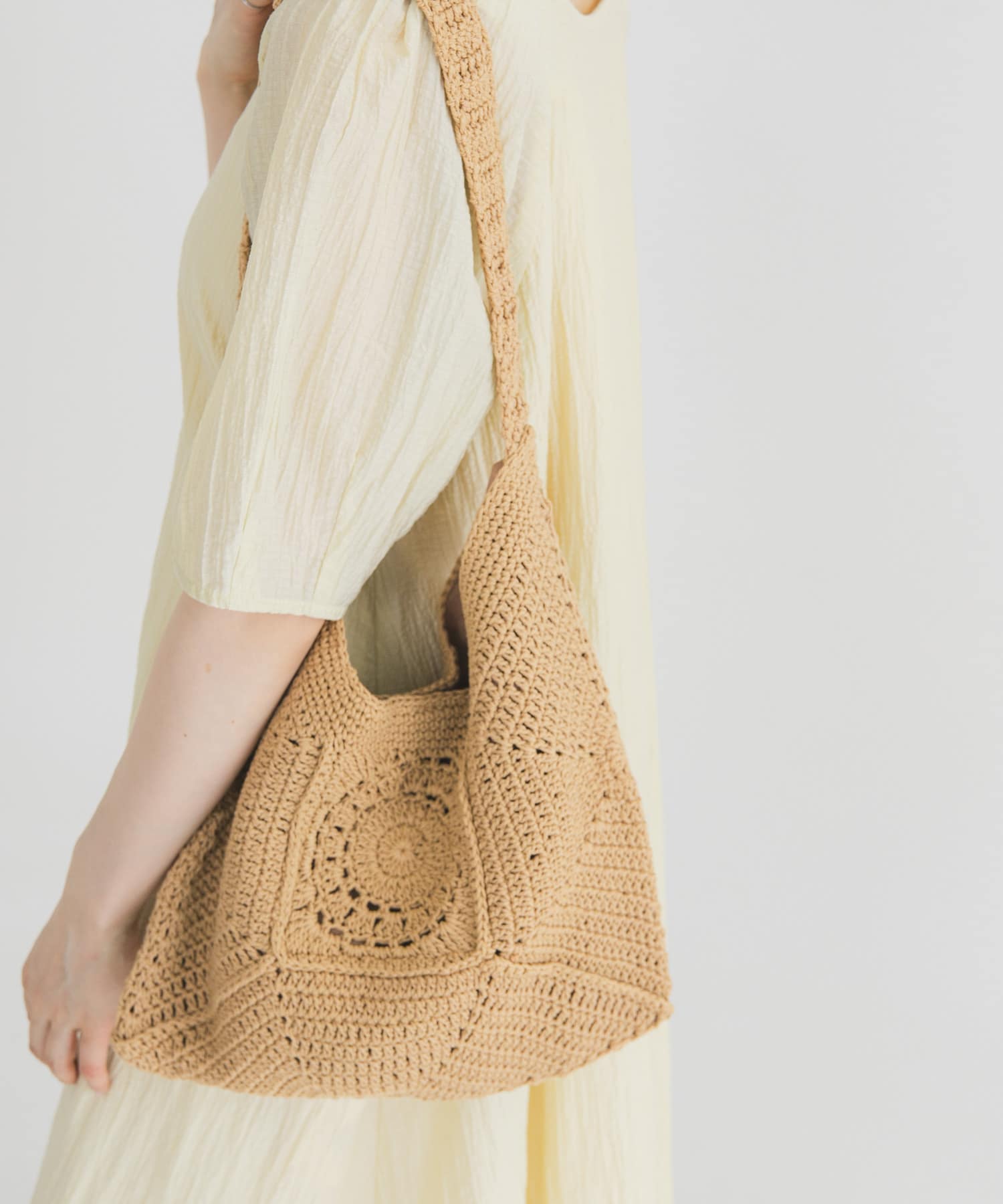 ラウンドパッチワークワンハンドルBAG AMBER One