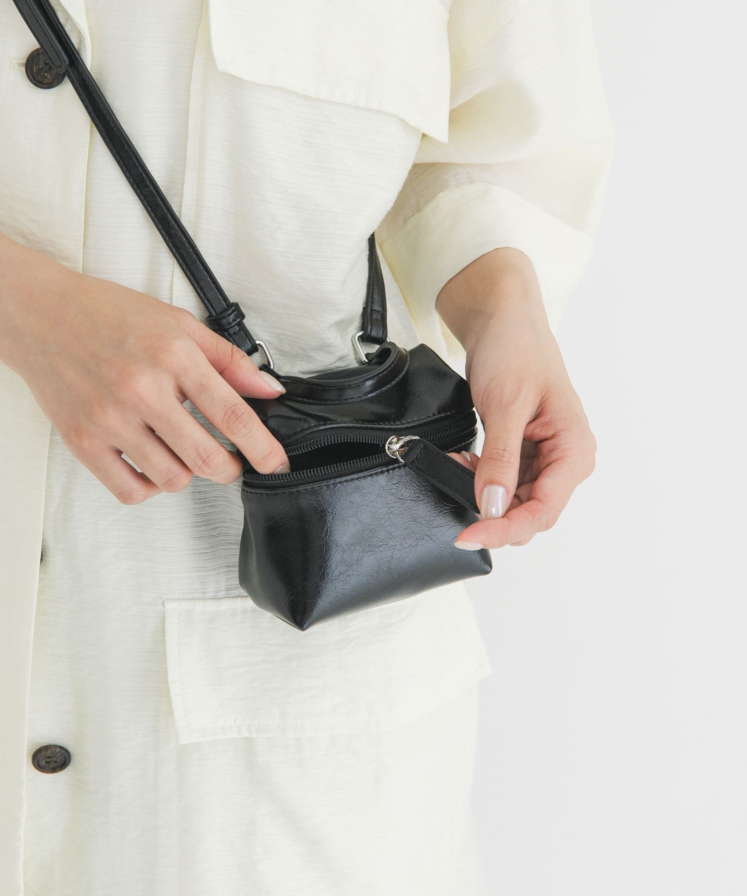 2WAYマイクロポーチBAG BLACK One