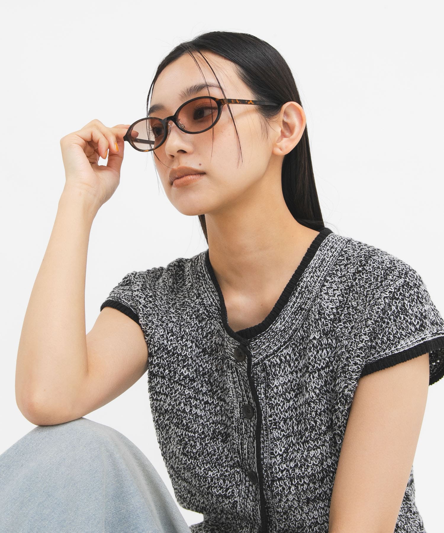 オーバルフレームサングラス