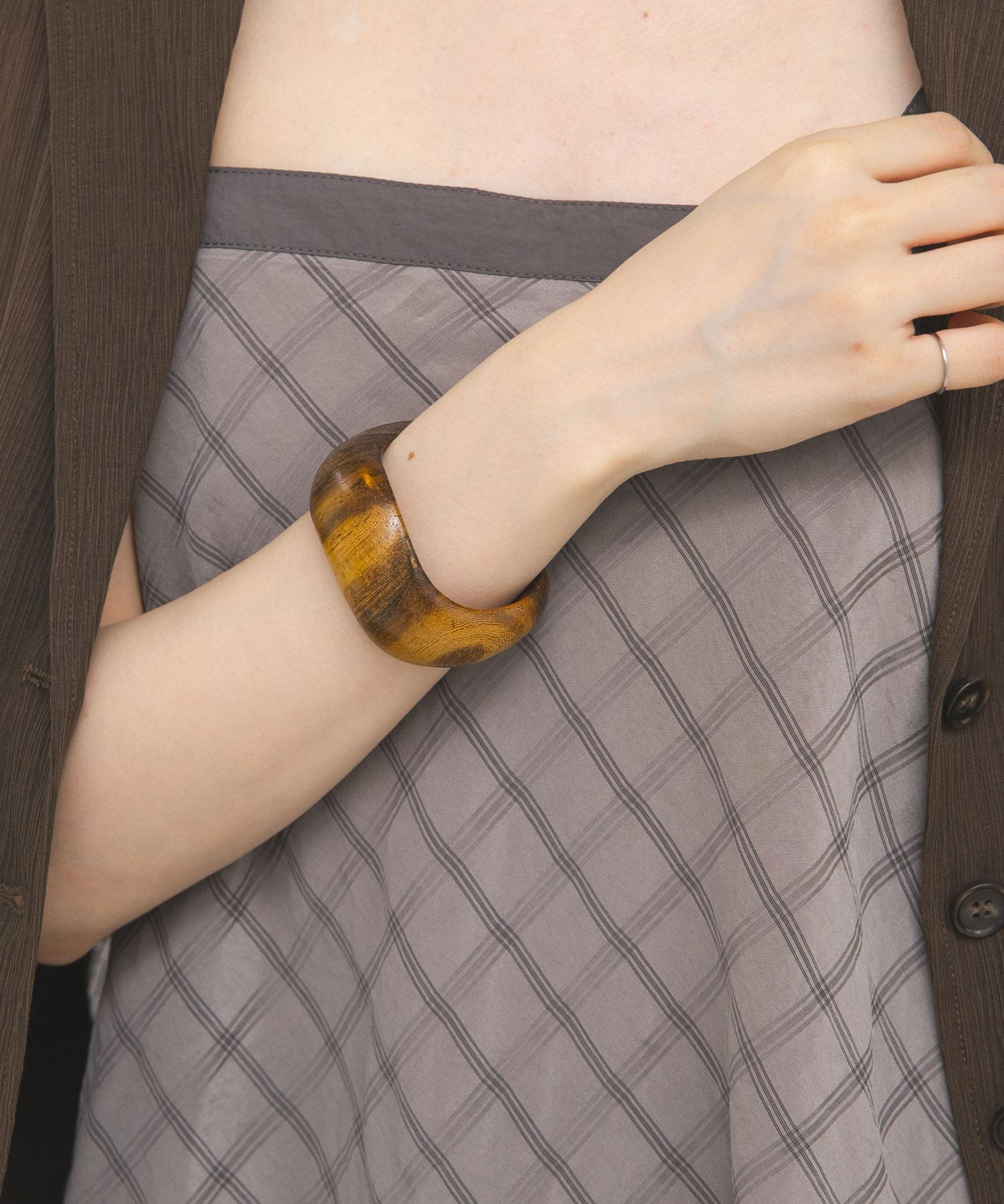 デフォルメウッドバングル BROWN One