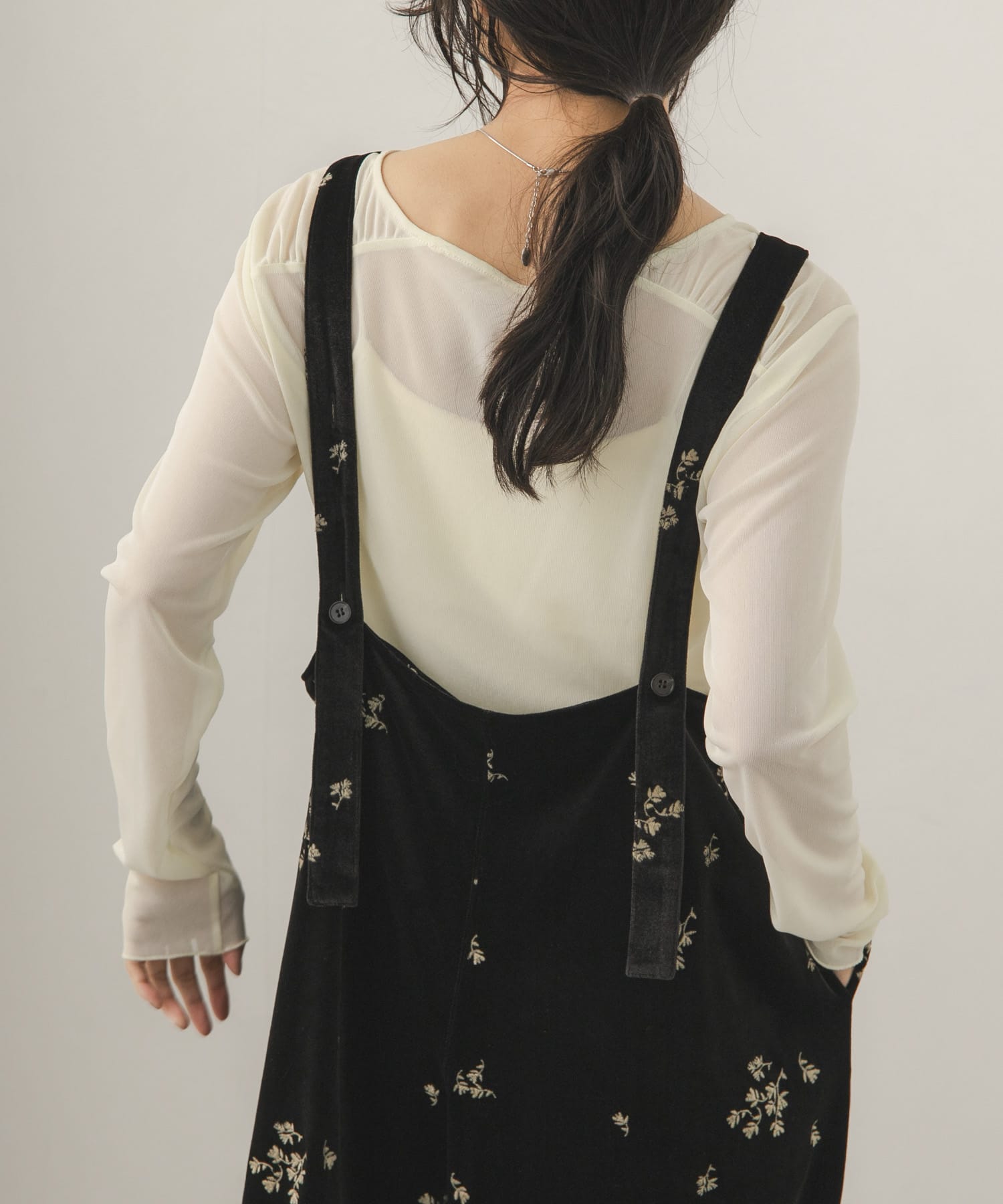 身長：163cm サイズ：one