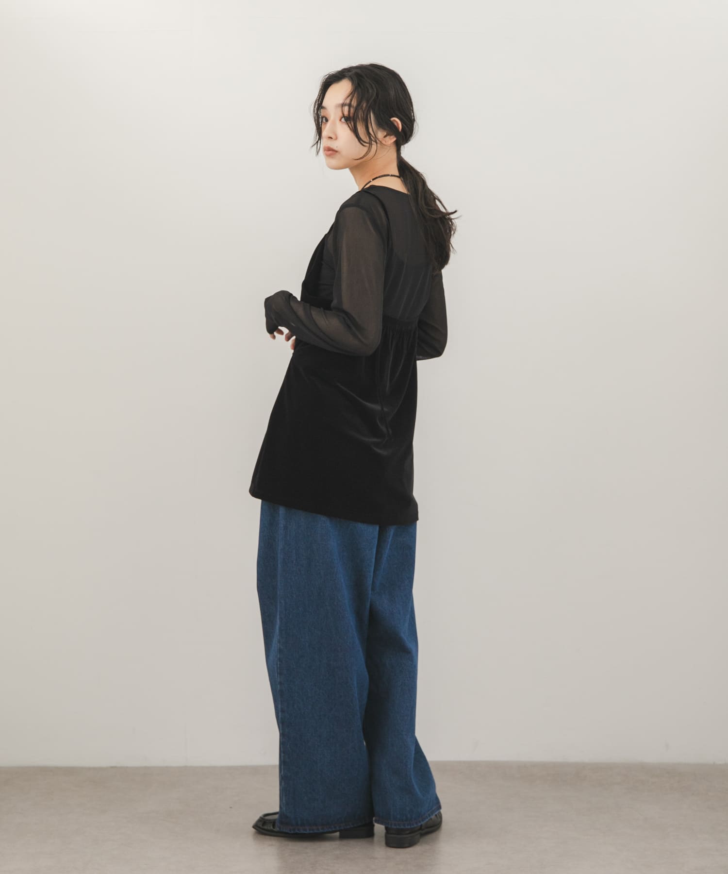 身長 : 163cm サイズ : one