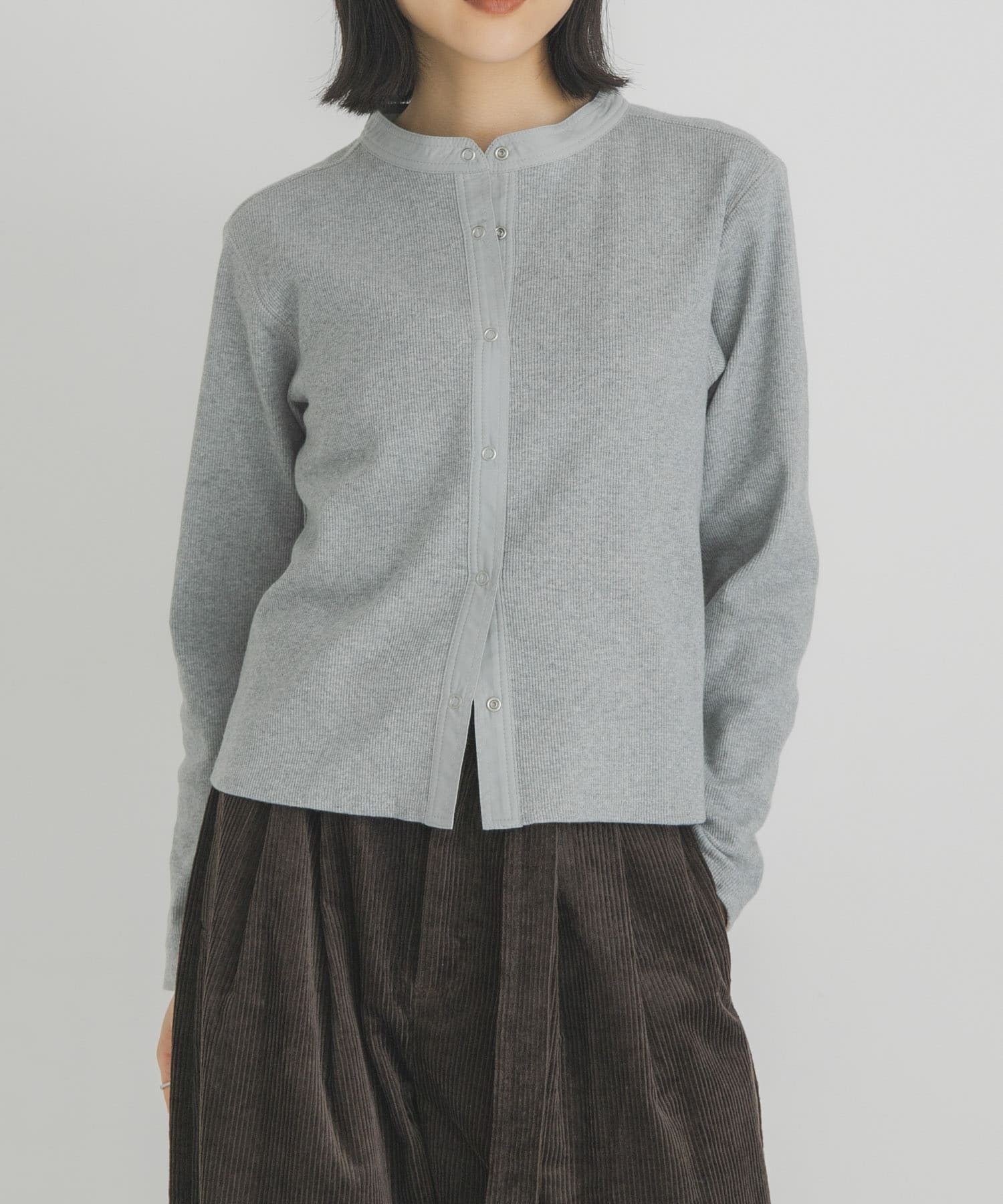 TOP GRAY