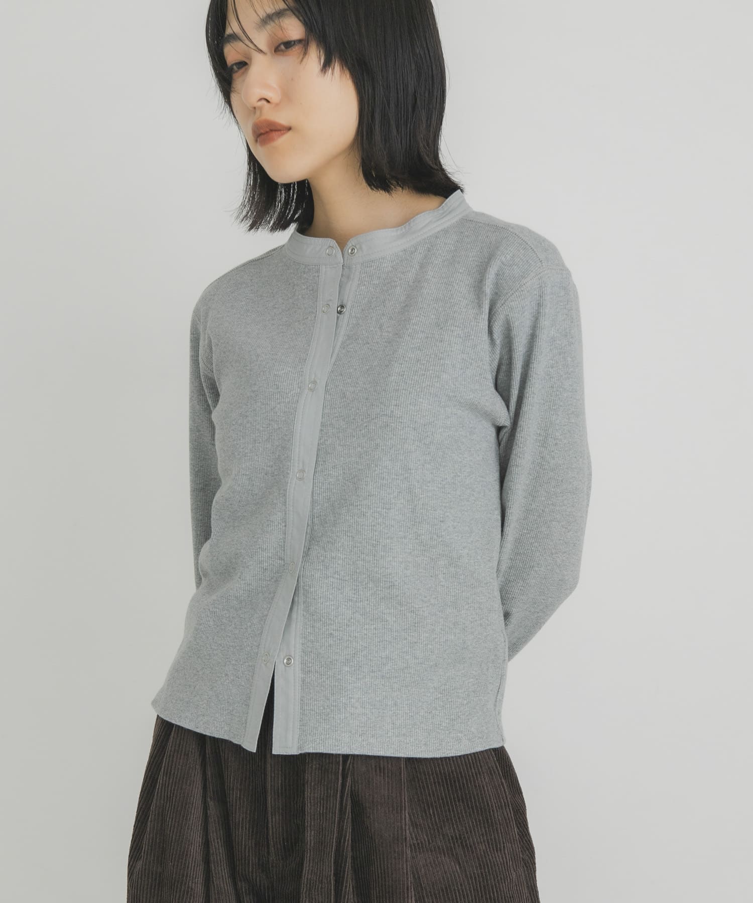 TOP GRAY