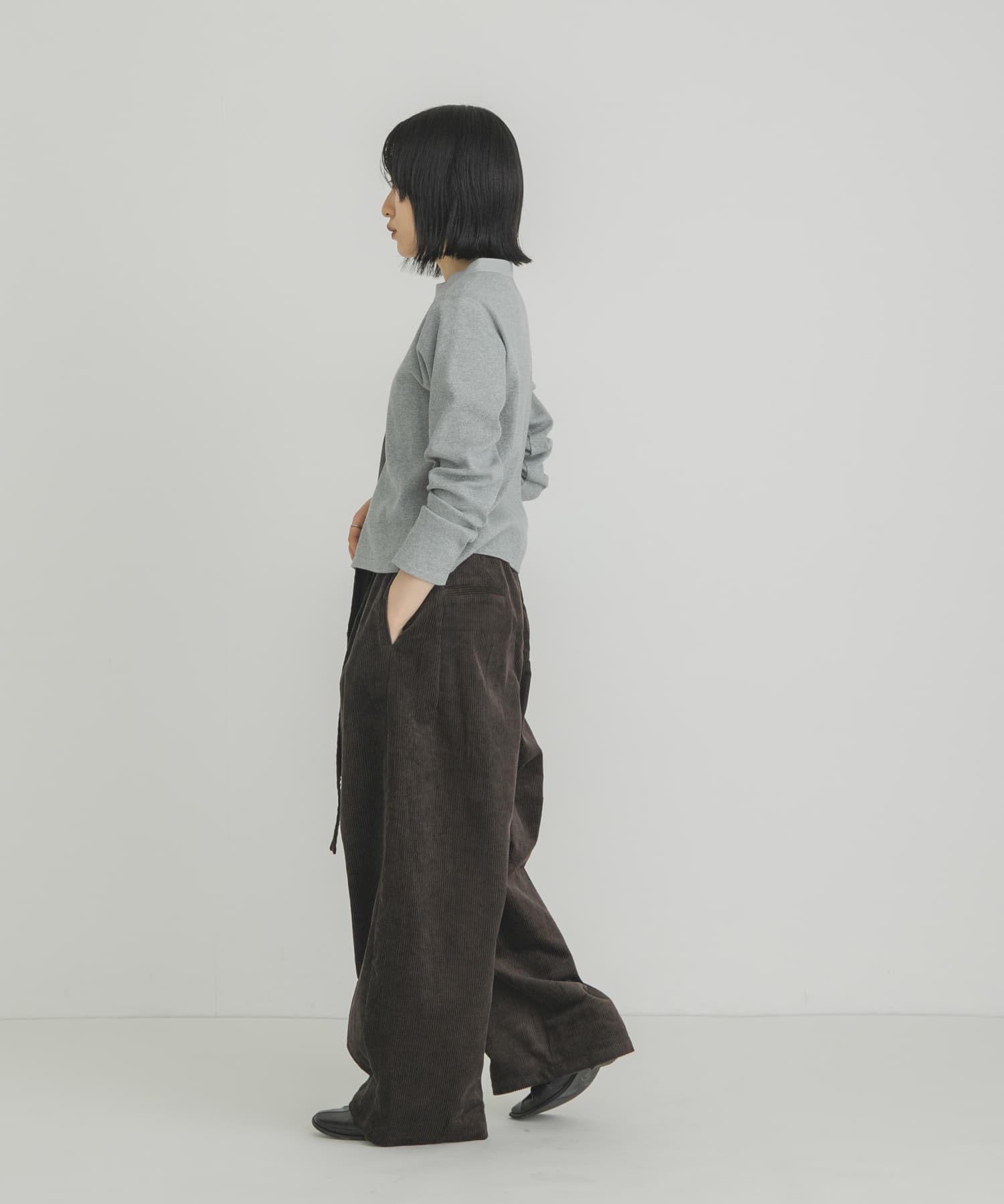 TOP GRAY