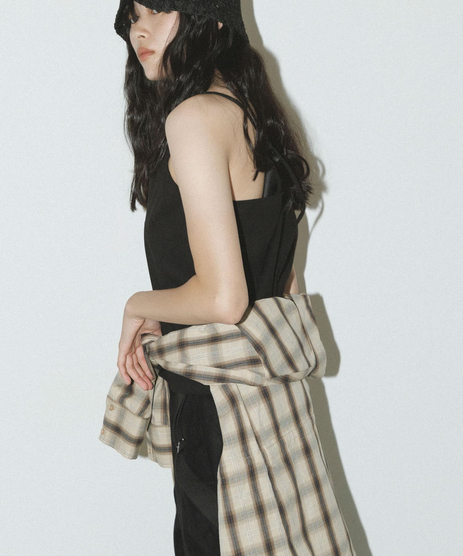 BEIGE×BLK