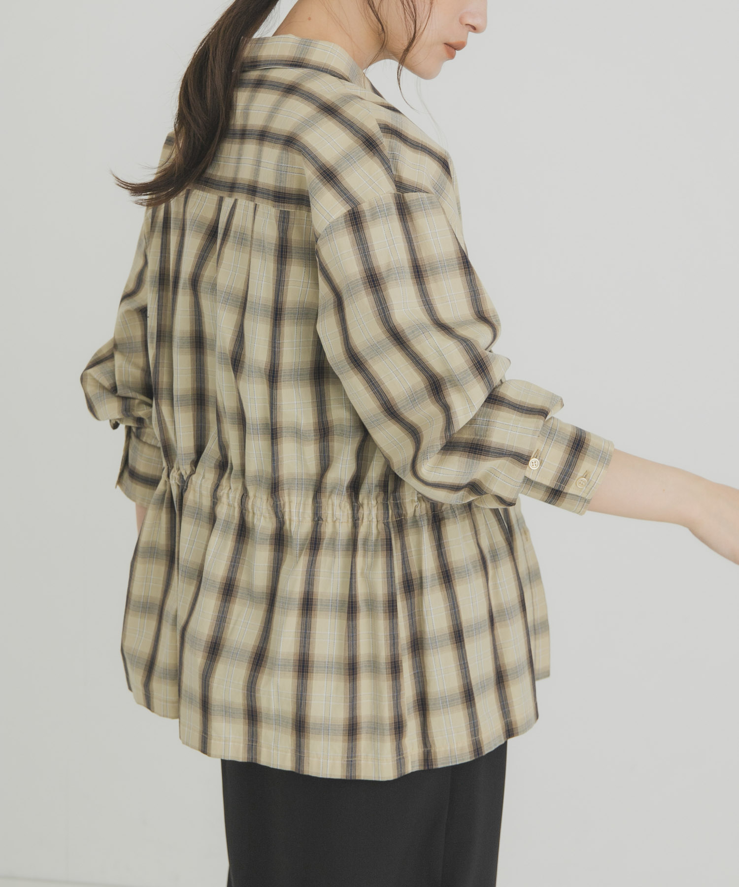 BEIGE×BLK