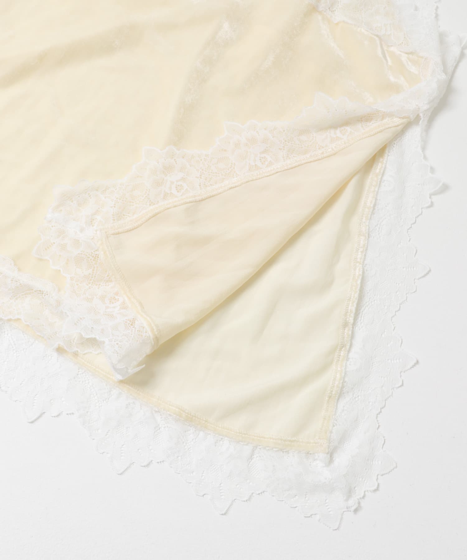 ベロアレースキャミソール IVORY One