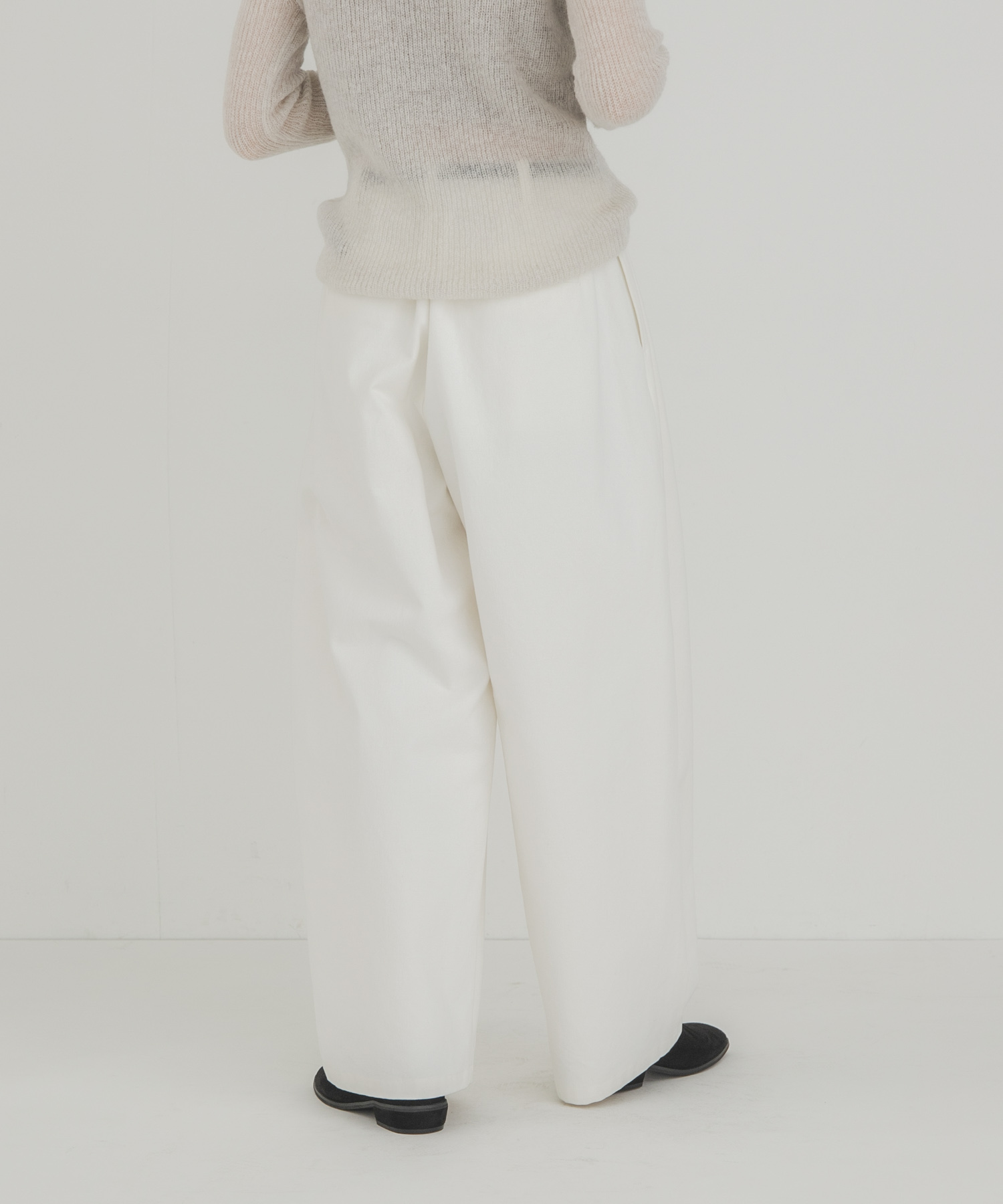 IVORY