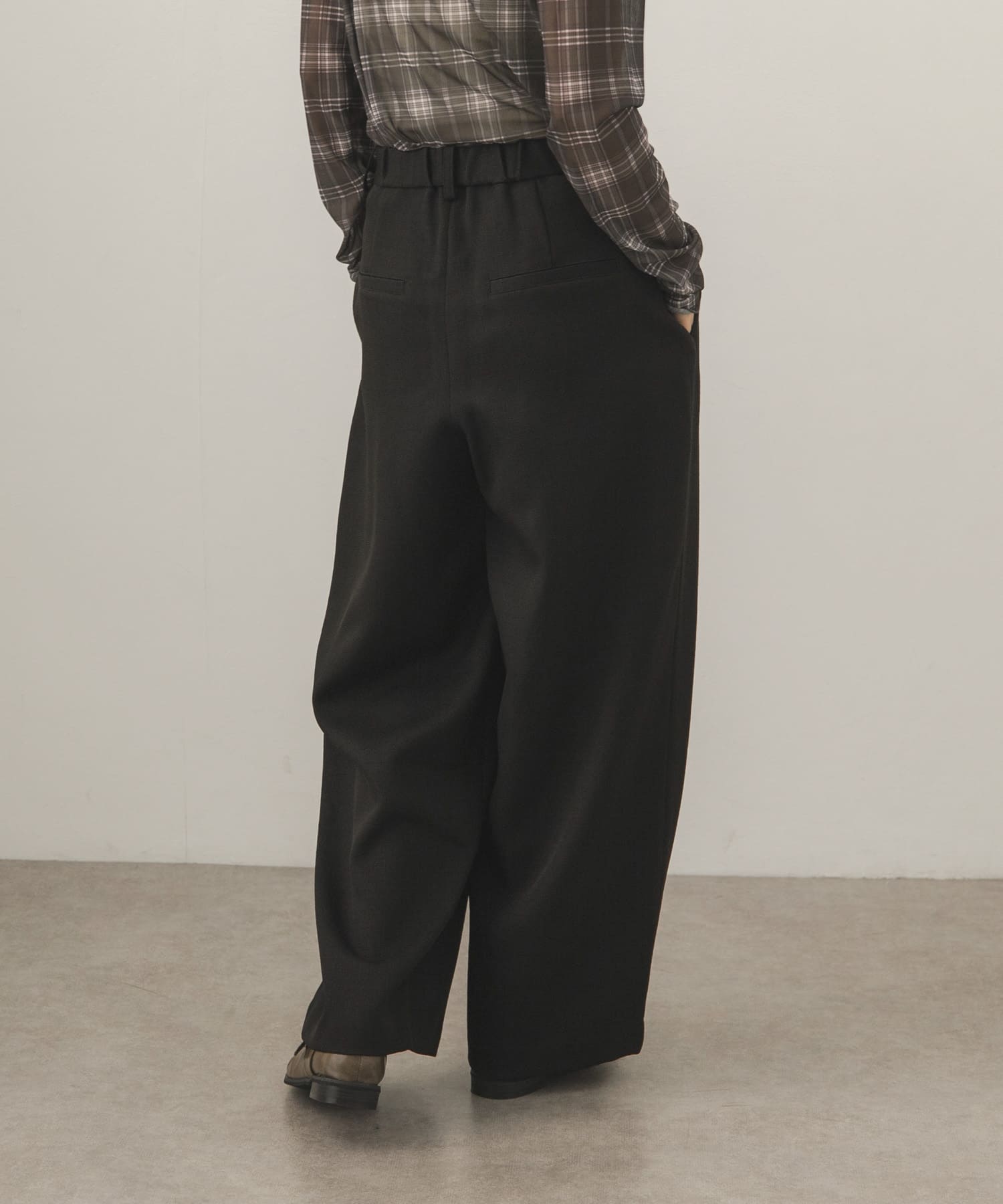 身長：163cm サイズ：36