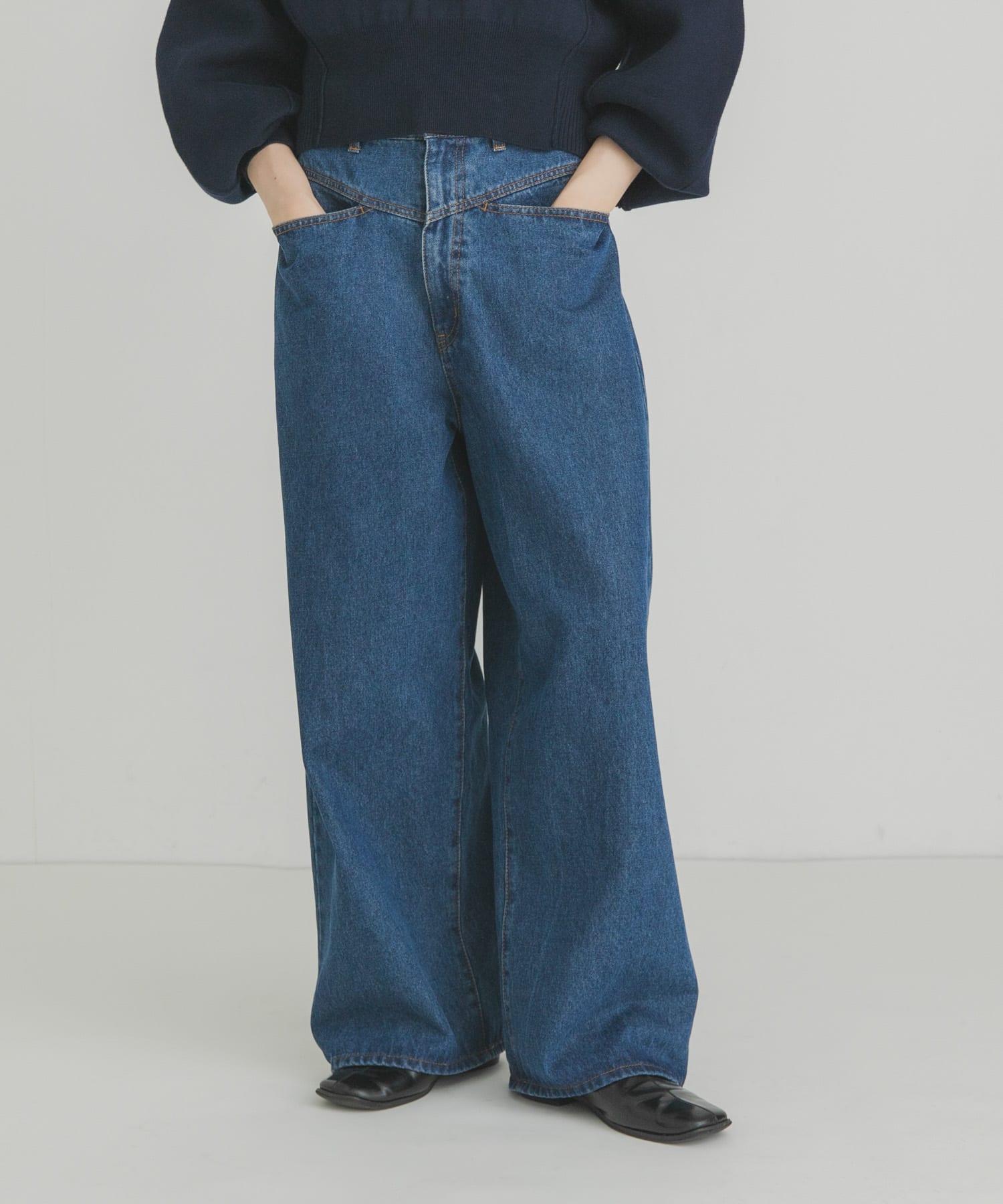 身長 : 160cm サイズ : 36