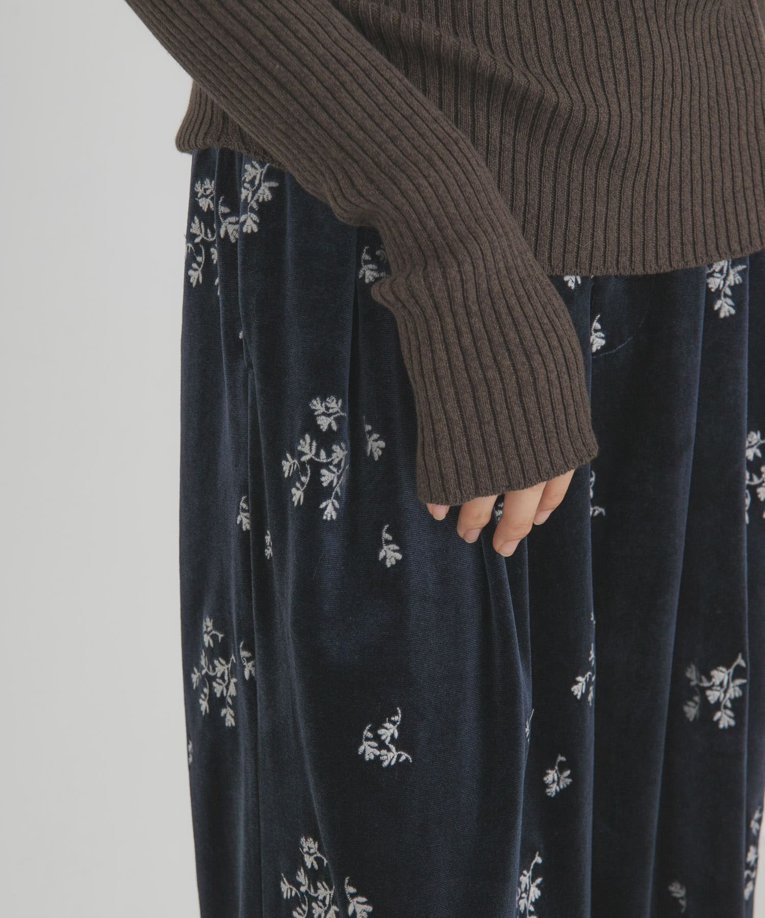 NAVY刺繍