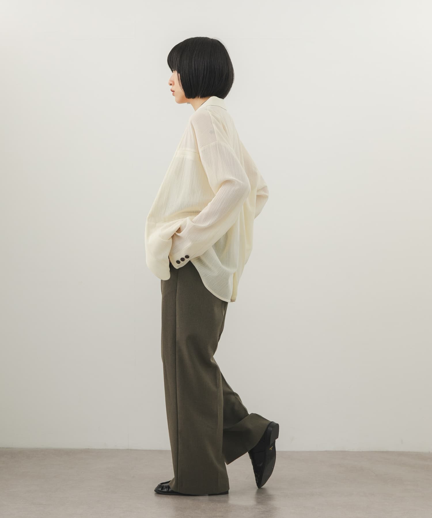 KHAKI