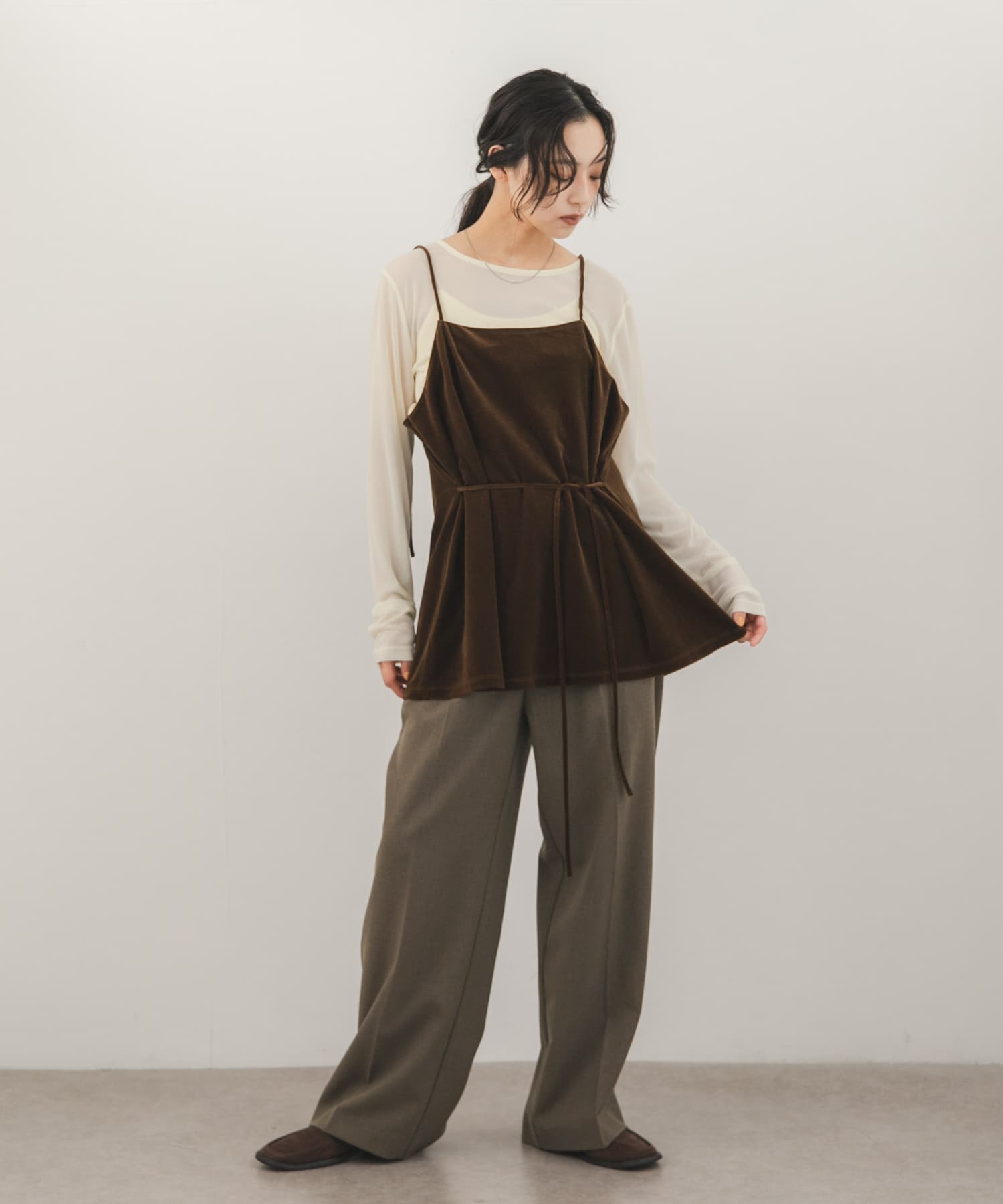 KHAKI