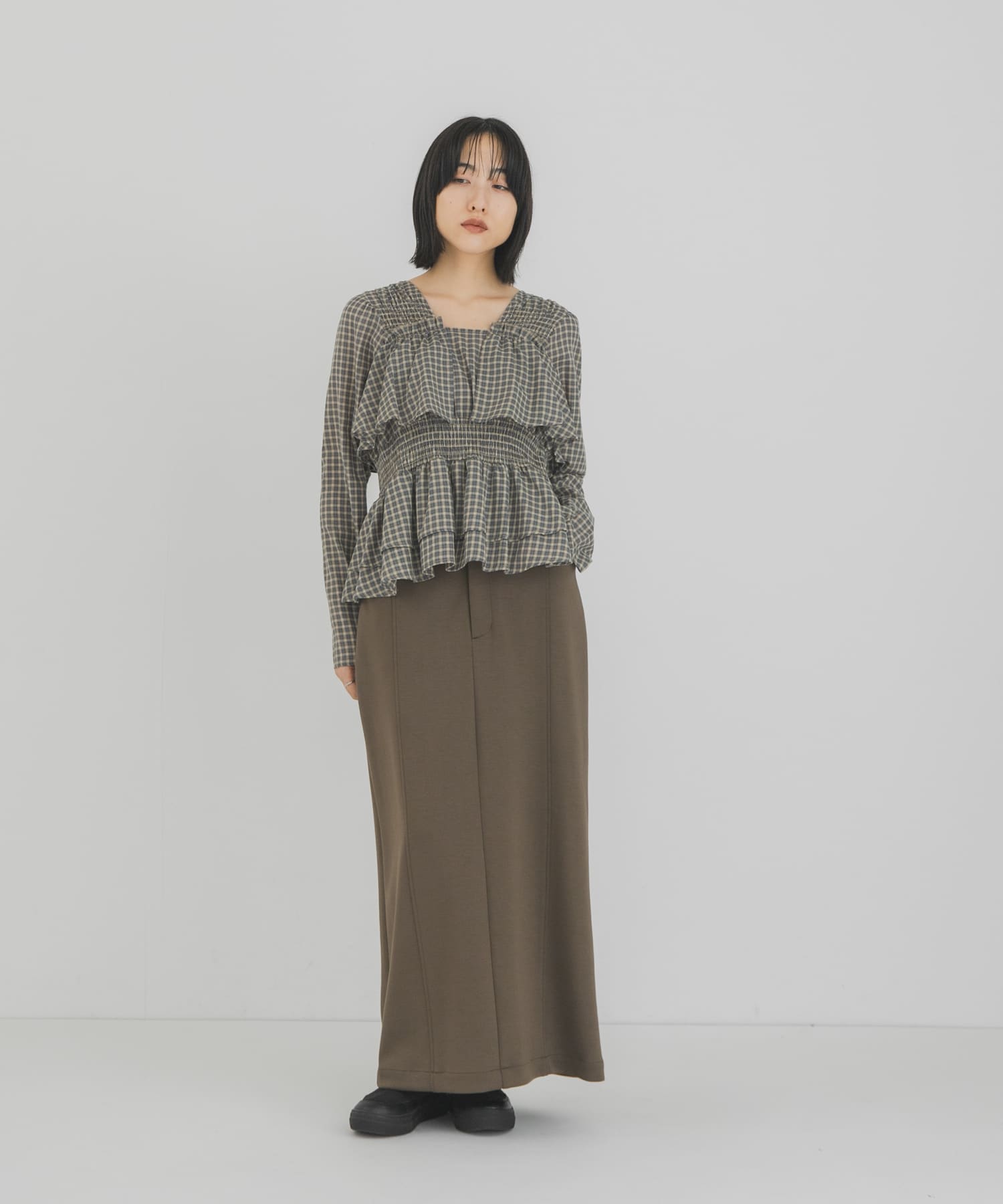 KHAKI