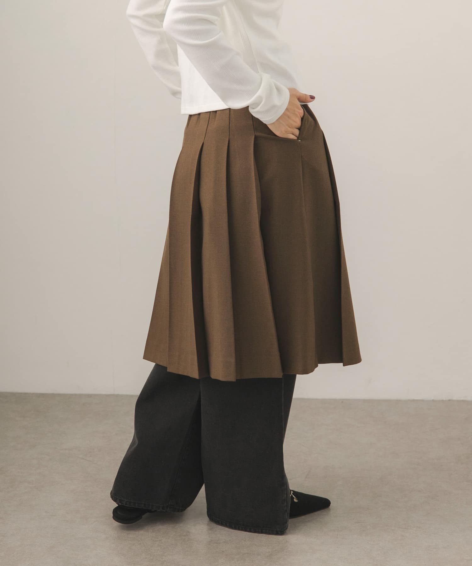 BROWN