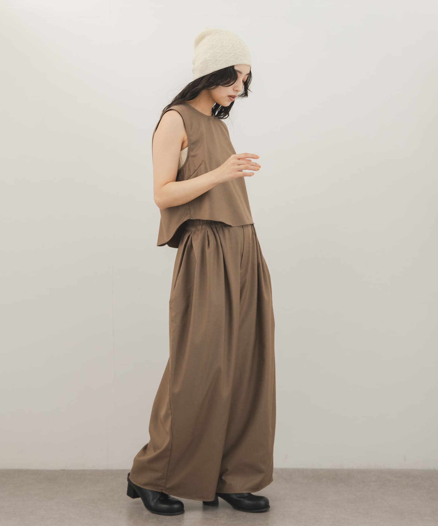 TEA BROWN