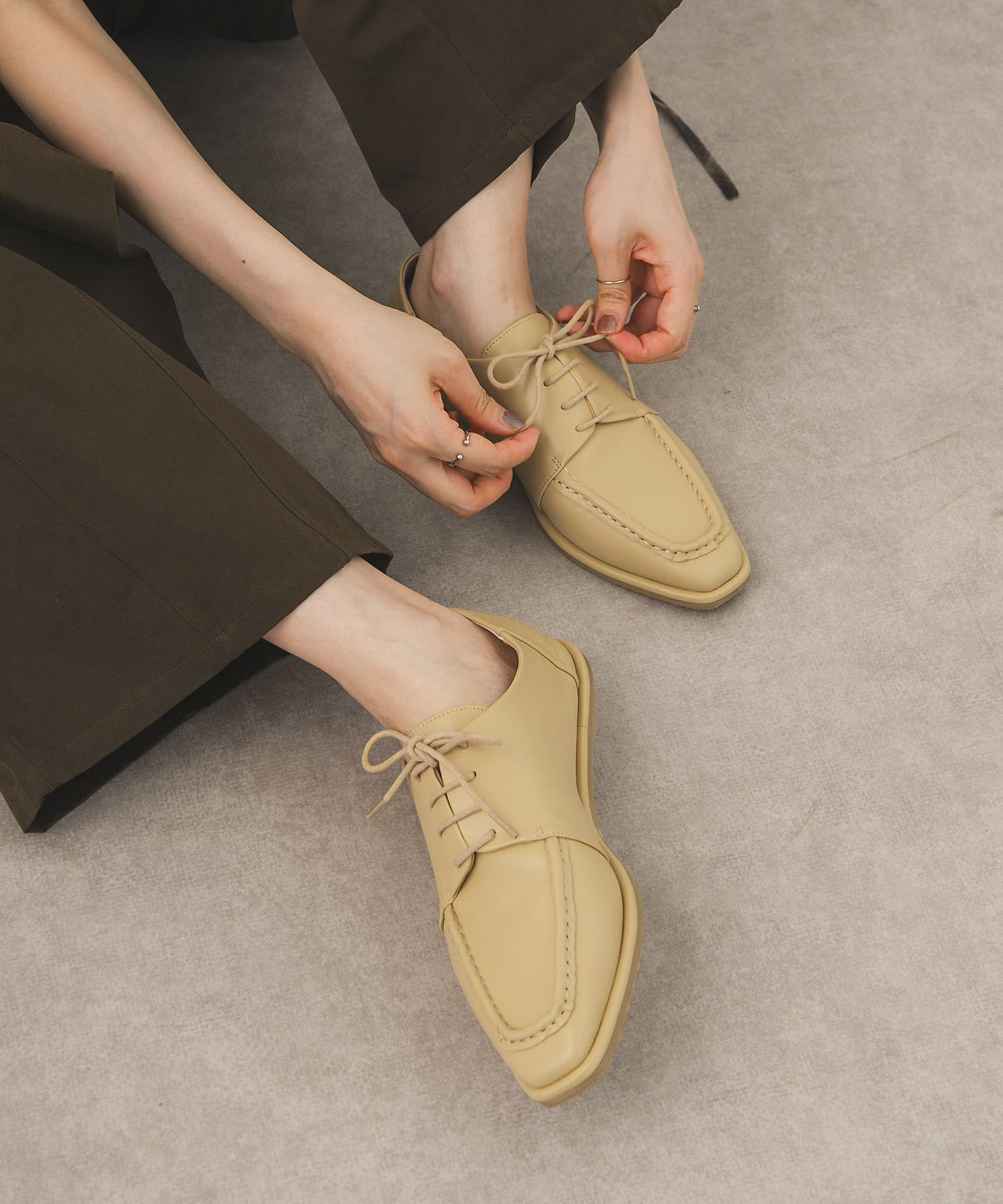 レースアップフラットシューズ YEL.BEIGE 37