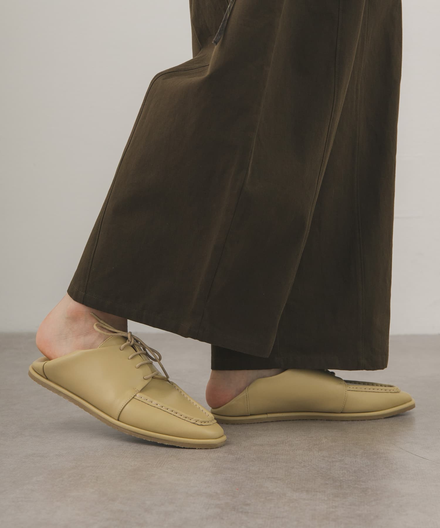 レースアップフラットシューズ YEL.BEIGE 37