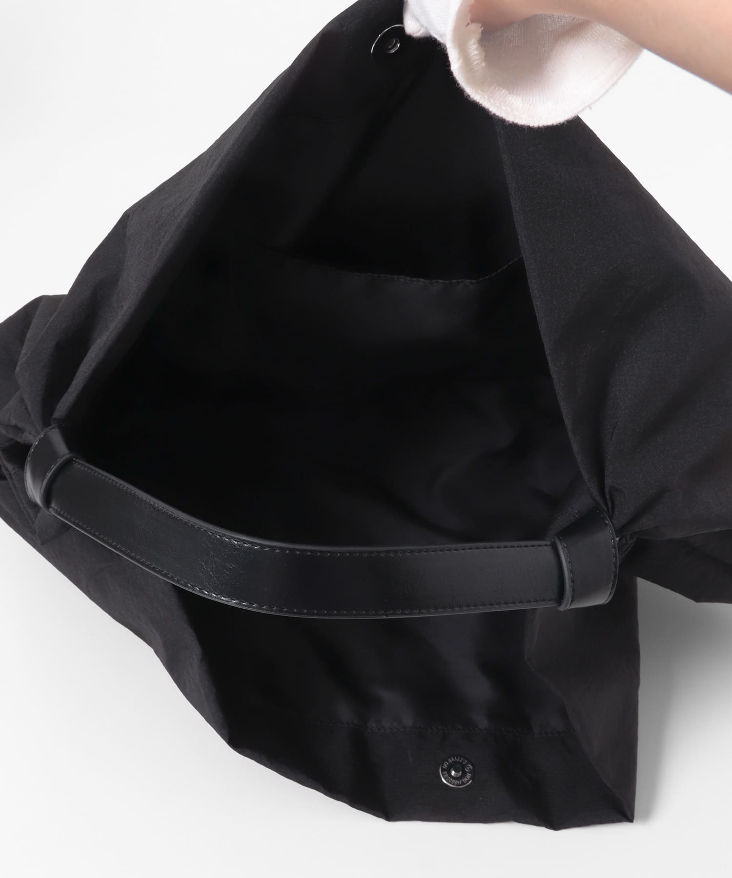 ノットデザインワンハンドルBAG BLACK One