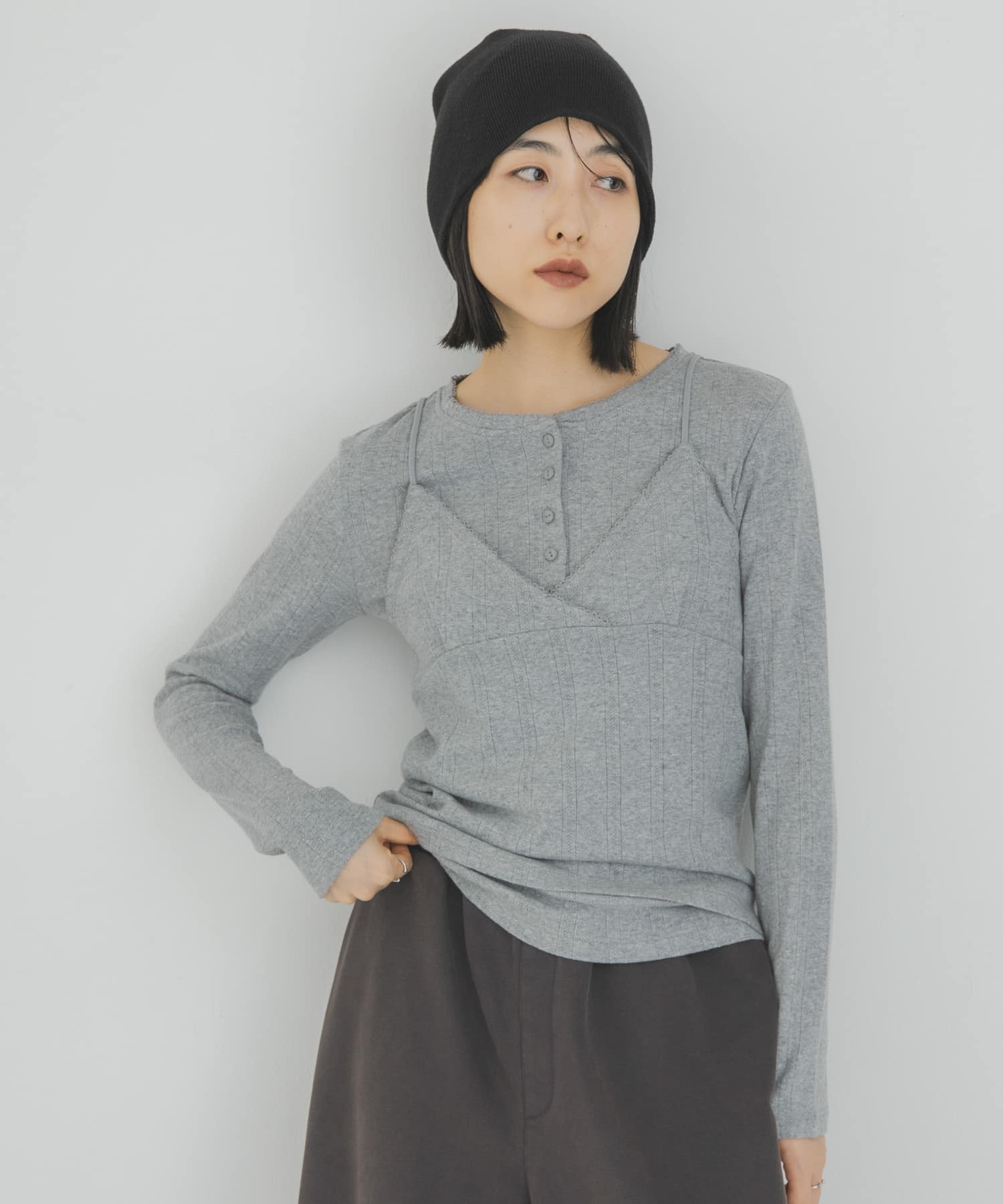 TOP GRAY