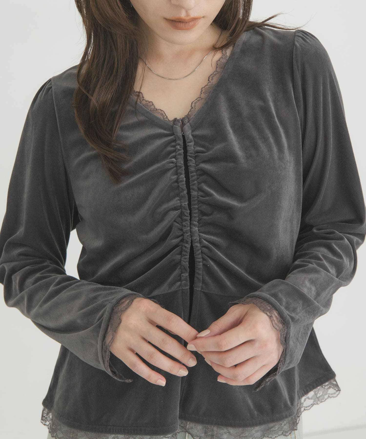 GRAY