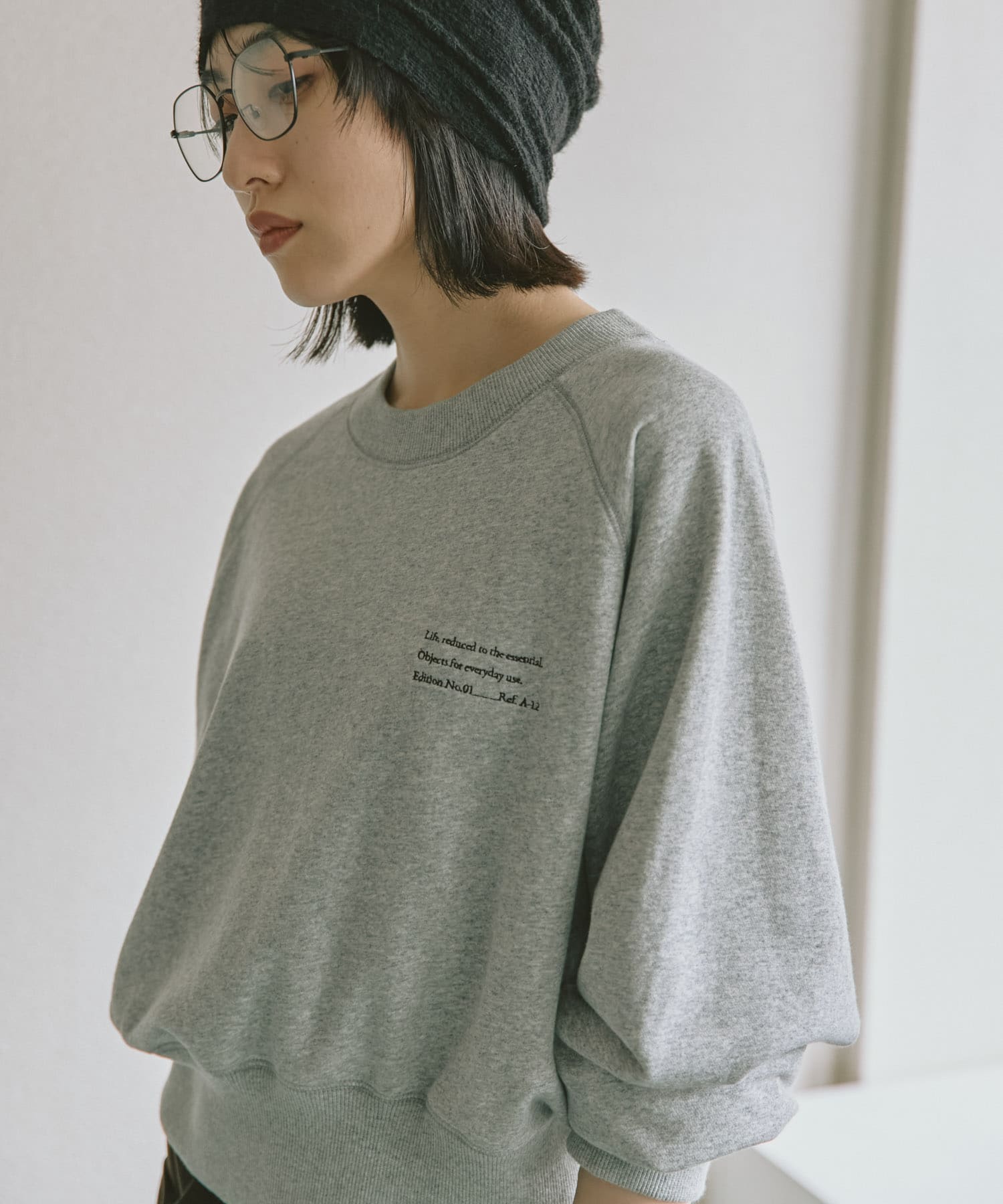 TOP GRAY