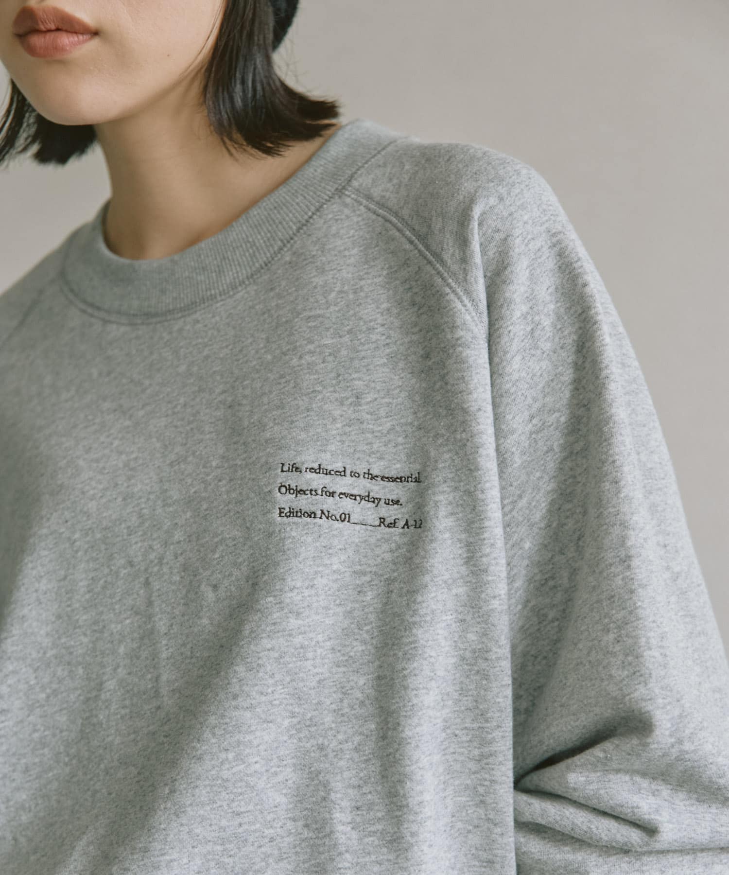 TOP GRAY